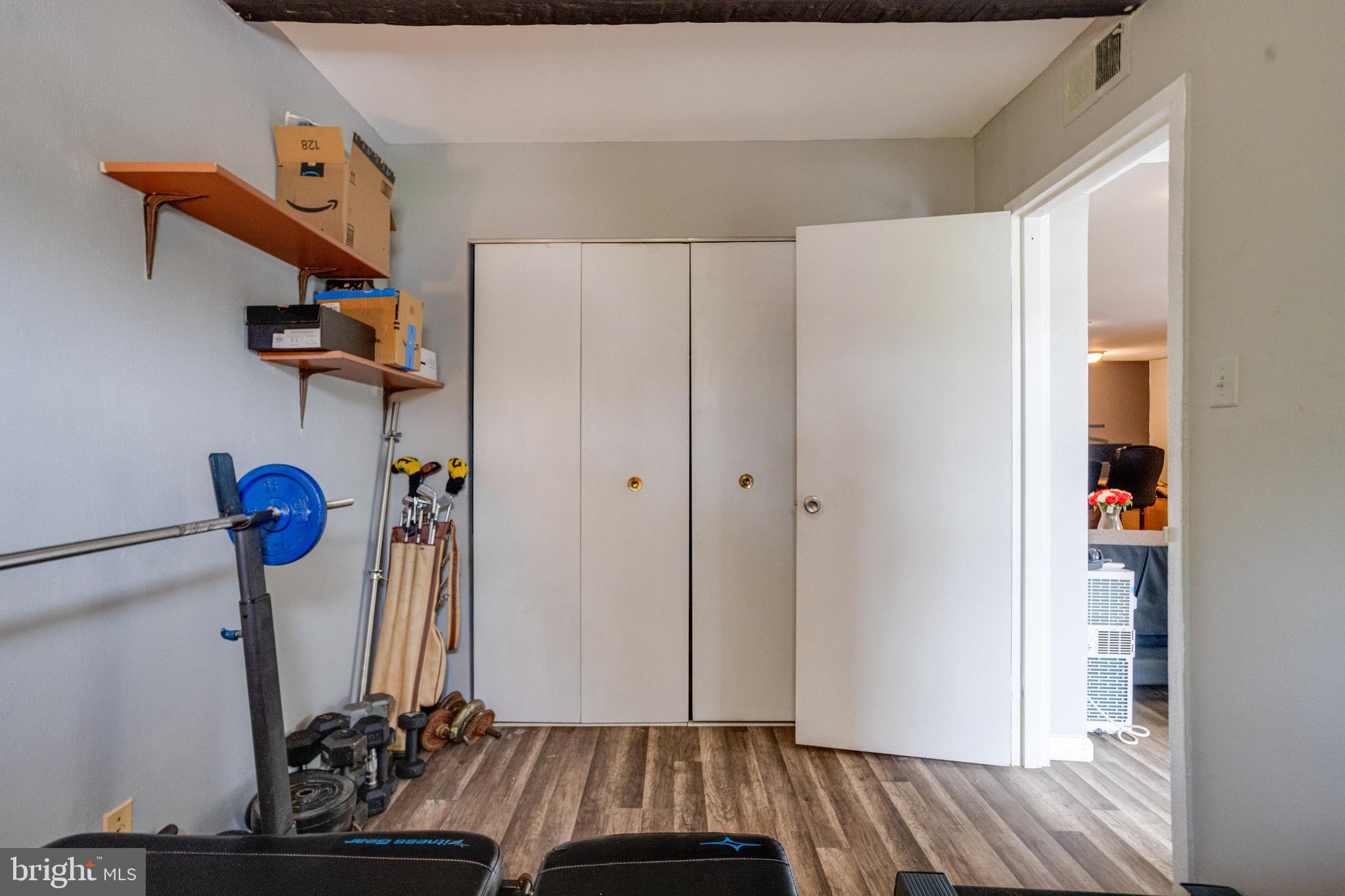 CHERRY GLEN CONDOS - Residential