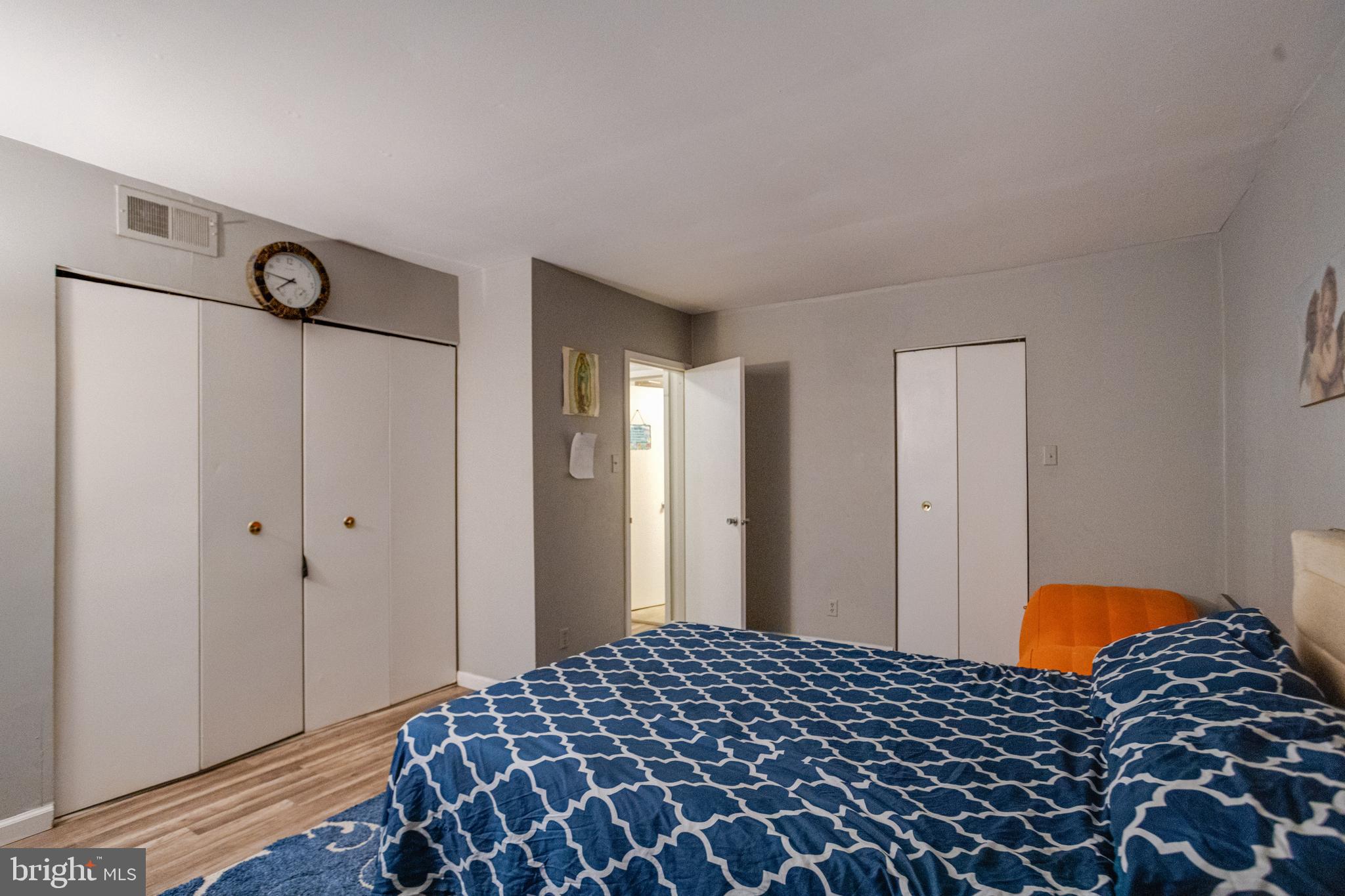 CHERRY GLEN CONDOS - Residential