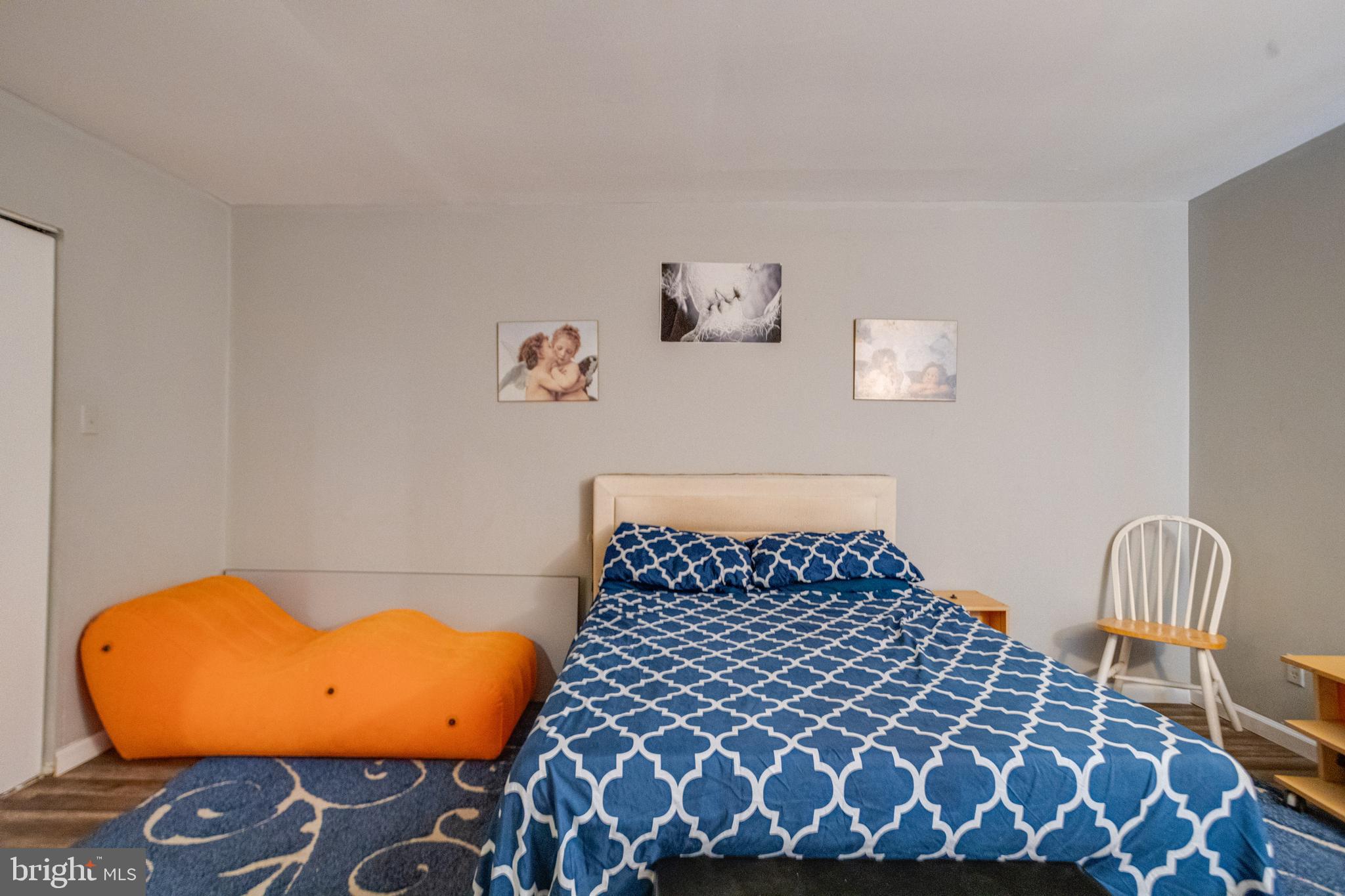 CHERRY GLEN CONDOS - Residential