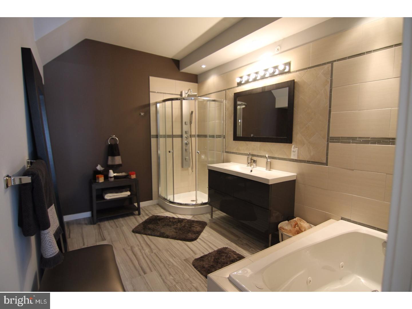FISHTOWN - Residential Lease