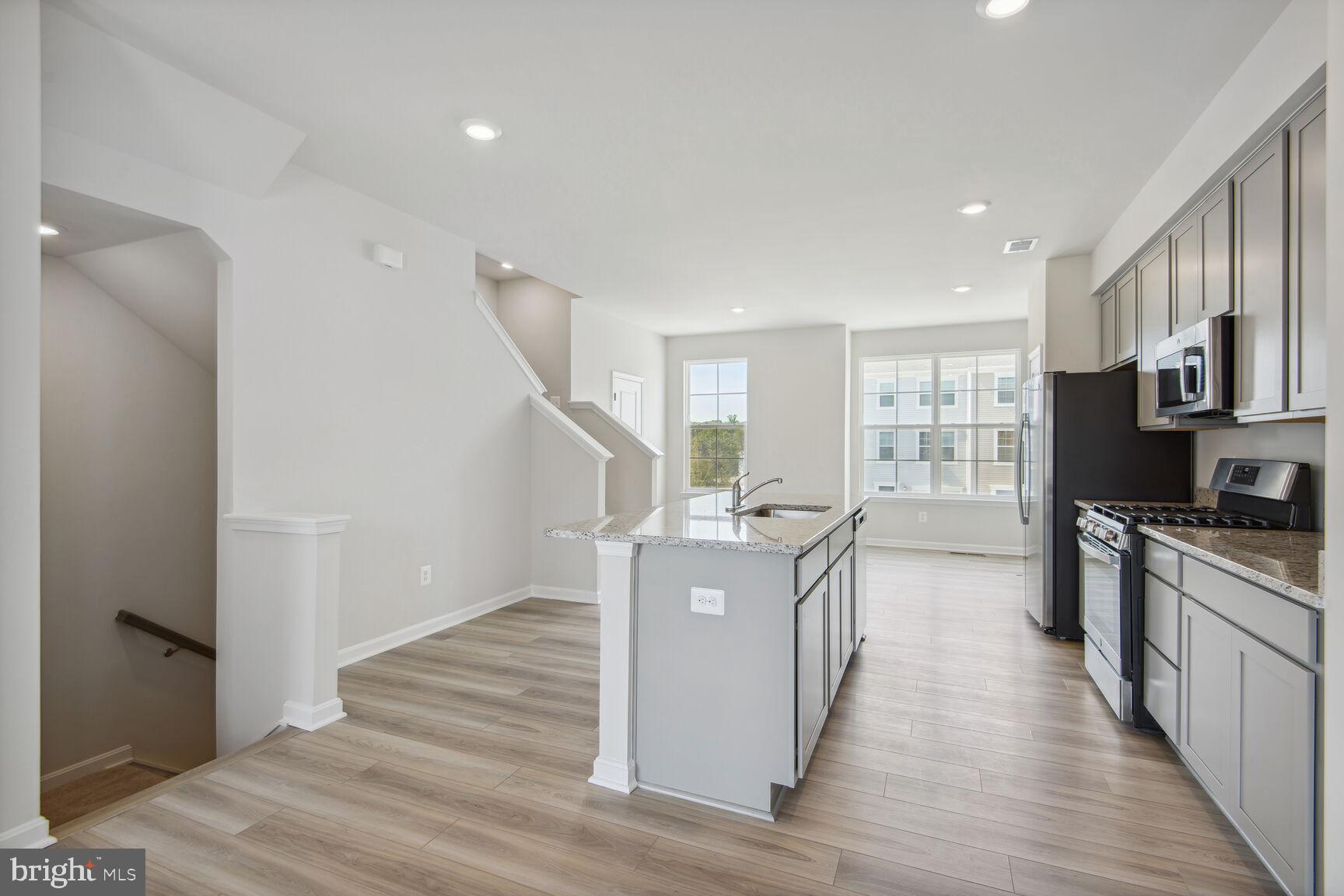 SENSENY VILLAGE - Residential Lease
