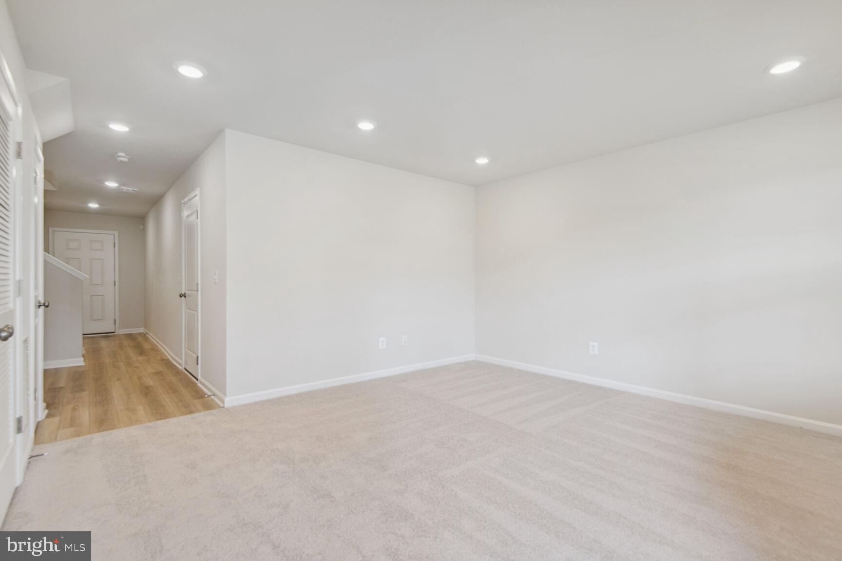 SENSENY VILLAGE - Residential Lease