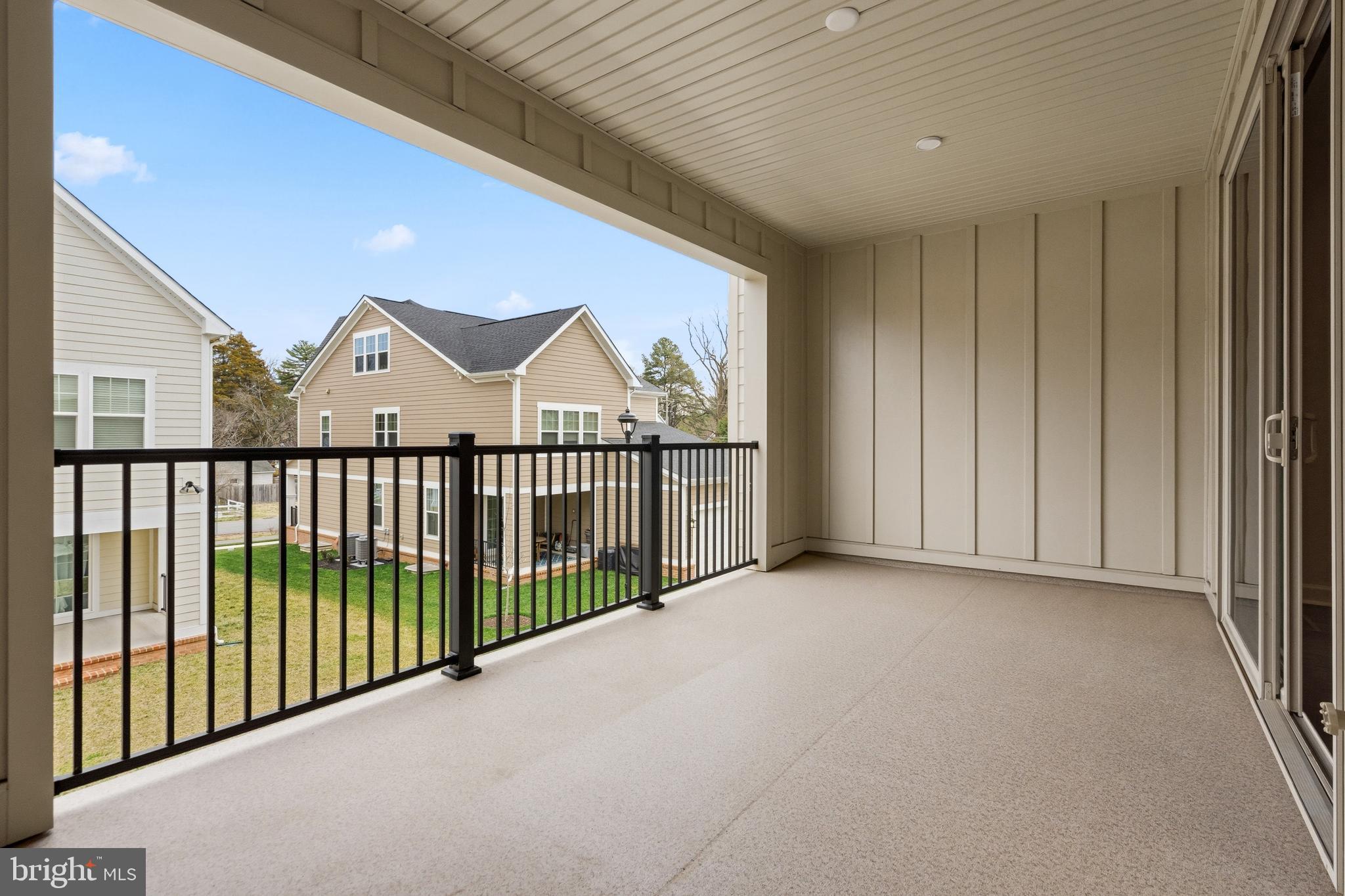 BOULEVARD VI TOWNS - Residential