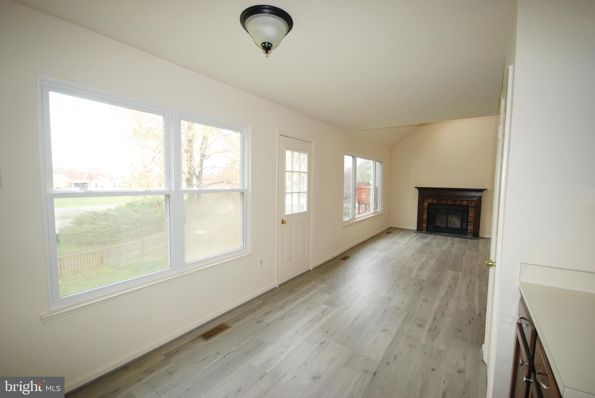 COUNTRYSIDE - Residential Lease