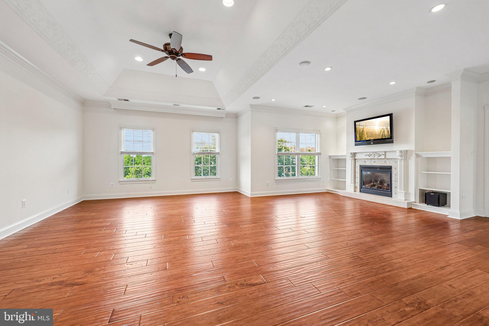 BELMONT COUNTRY CLUB - Residential
