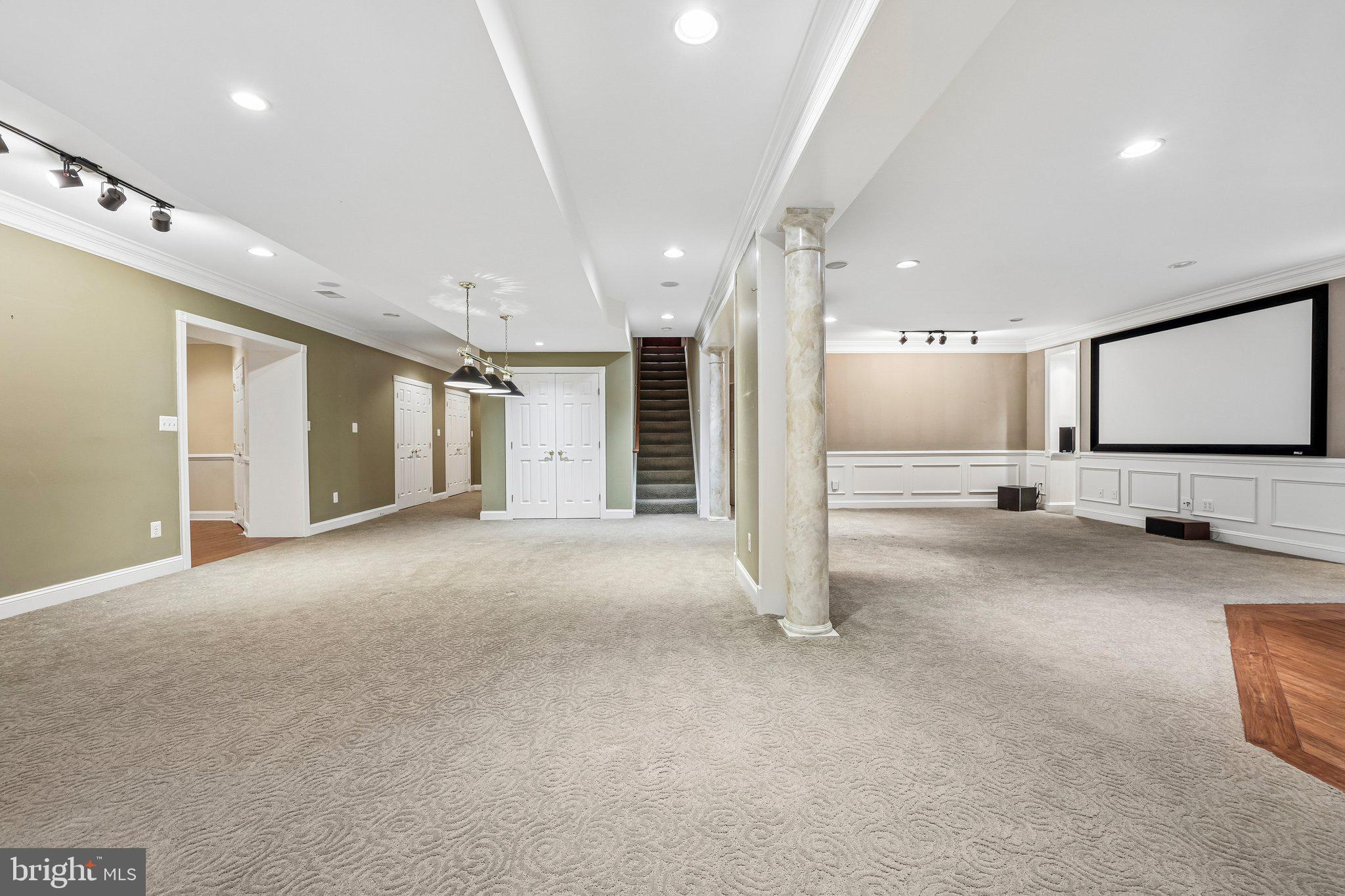BELMONT COUNTRY CLUB - Residential
