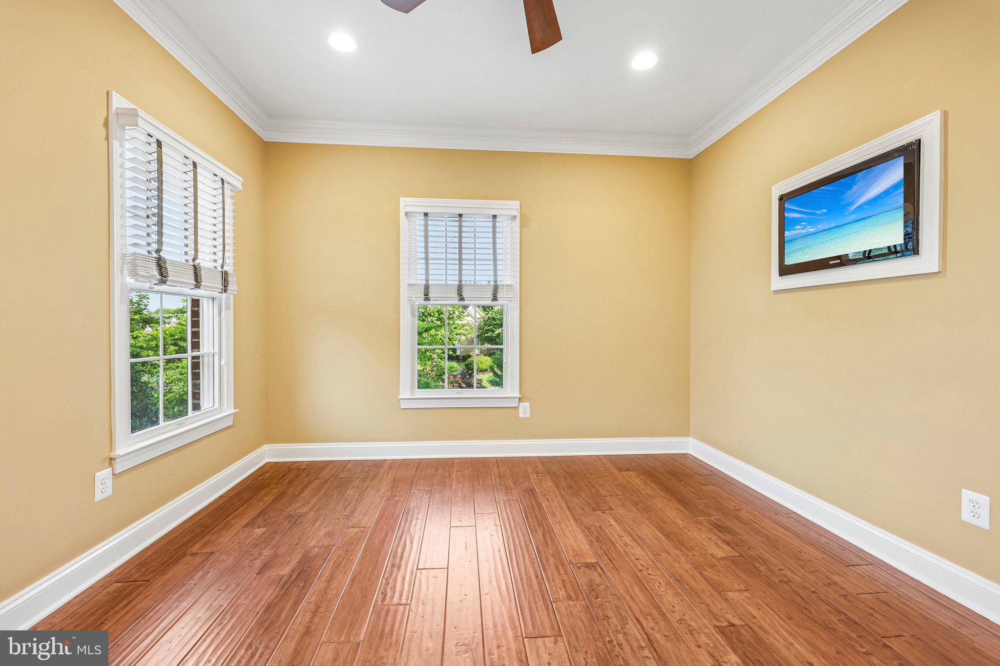 BELMONT COUNTRY CLUB - Residential