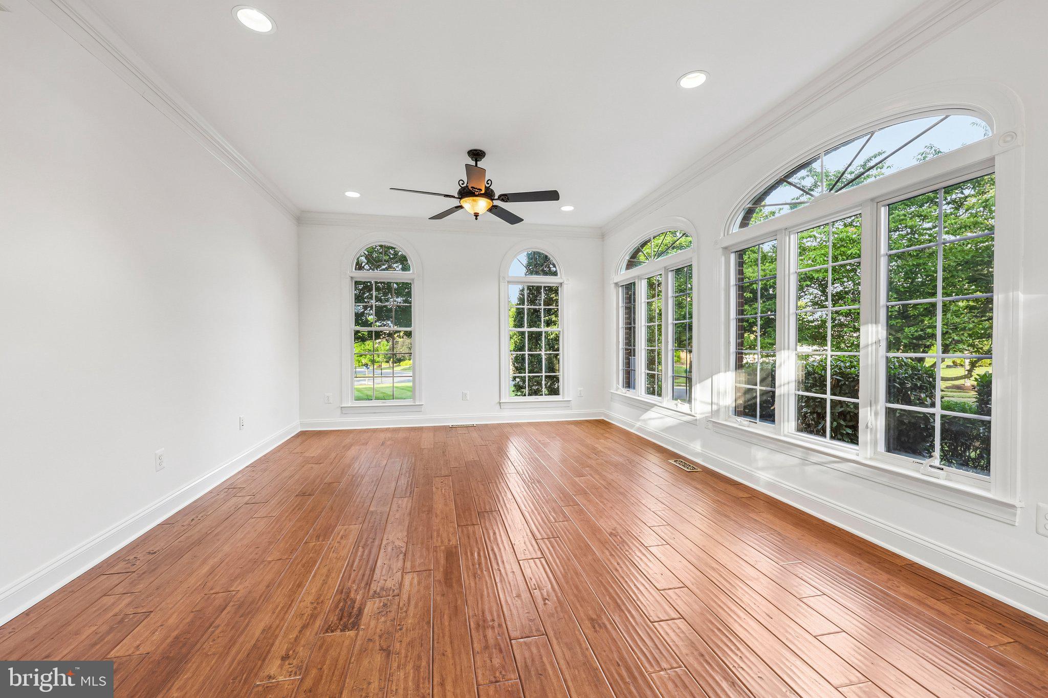 BELMONT COUNTRY CLUB - Residential
