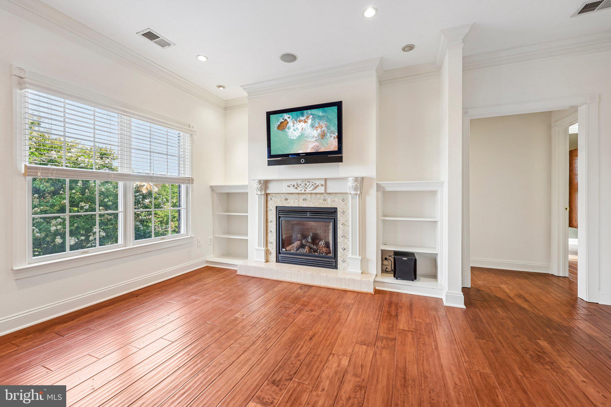 BELMONT COUNTRY CLUB - Residential