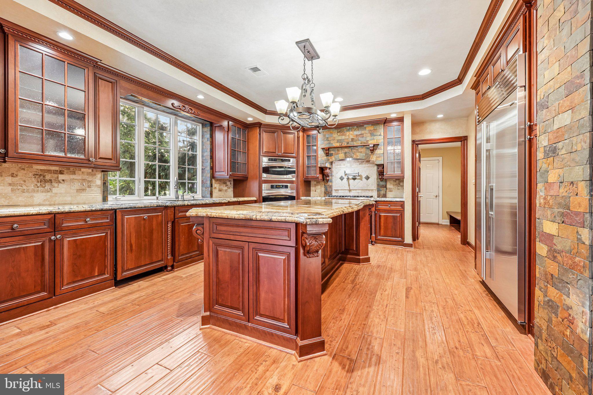 BELMONT COUNTRY CLUB - Residential
