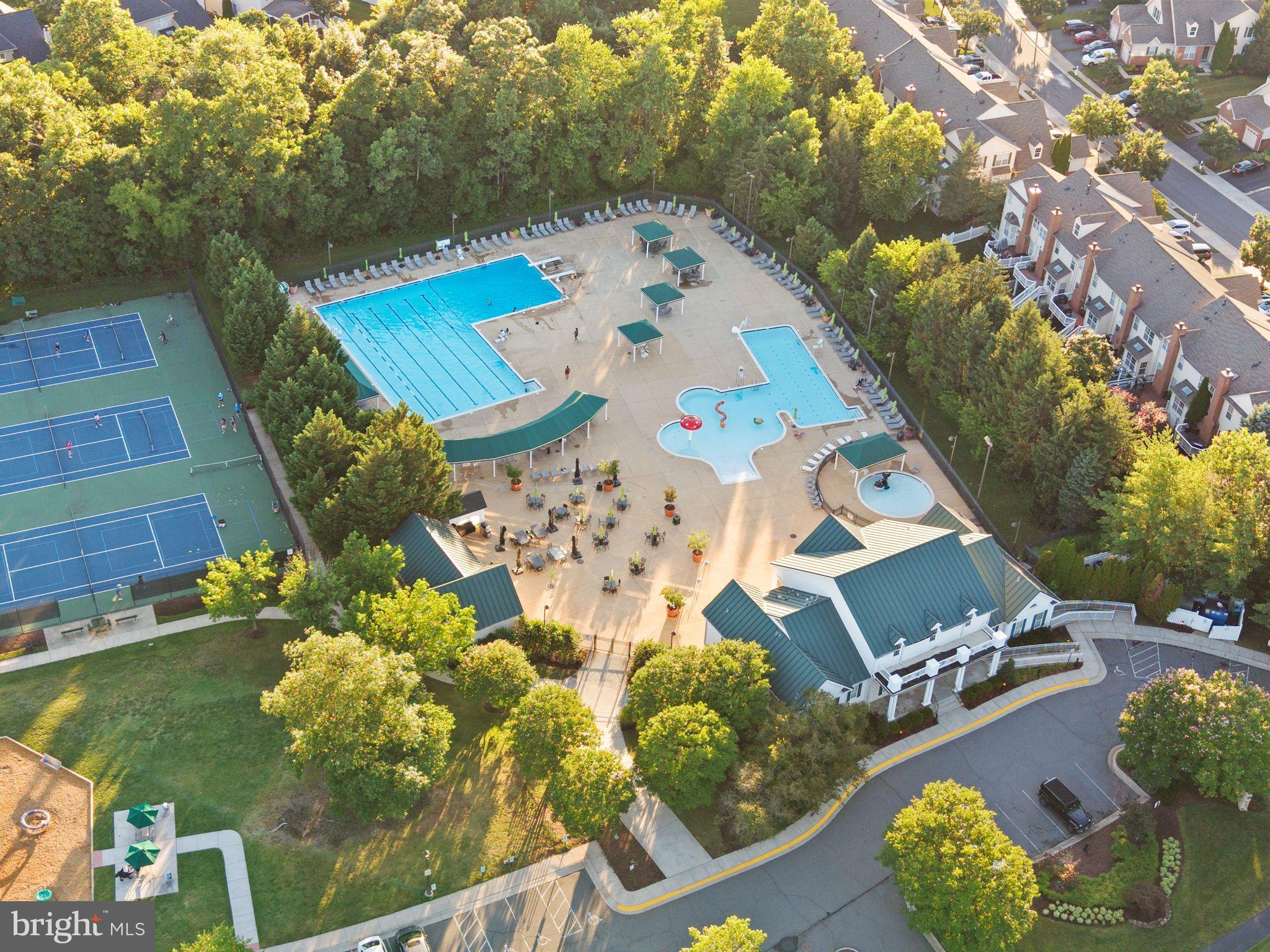 BELMONT COUNTRY CLUB - Residential