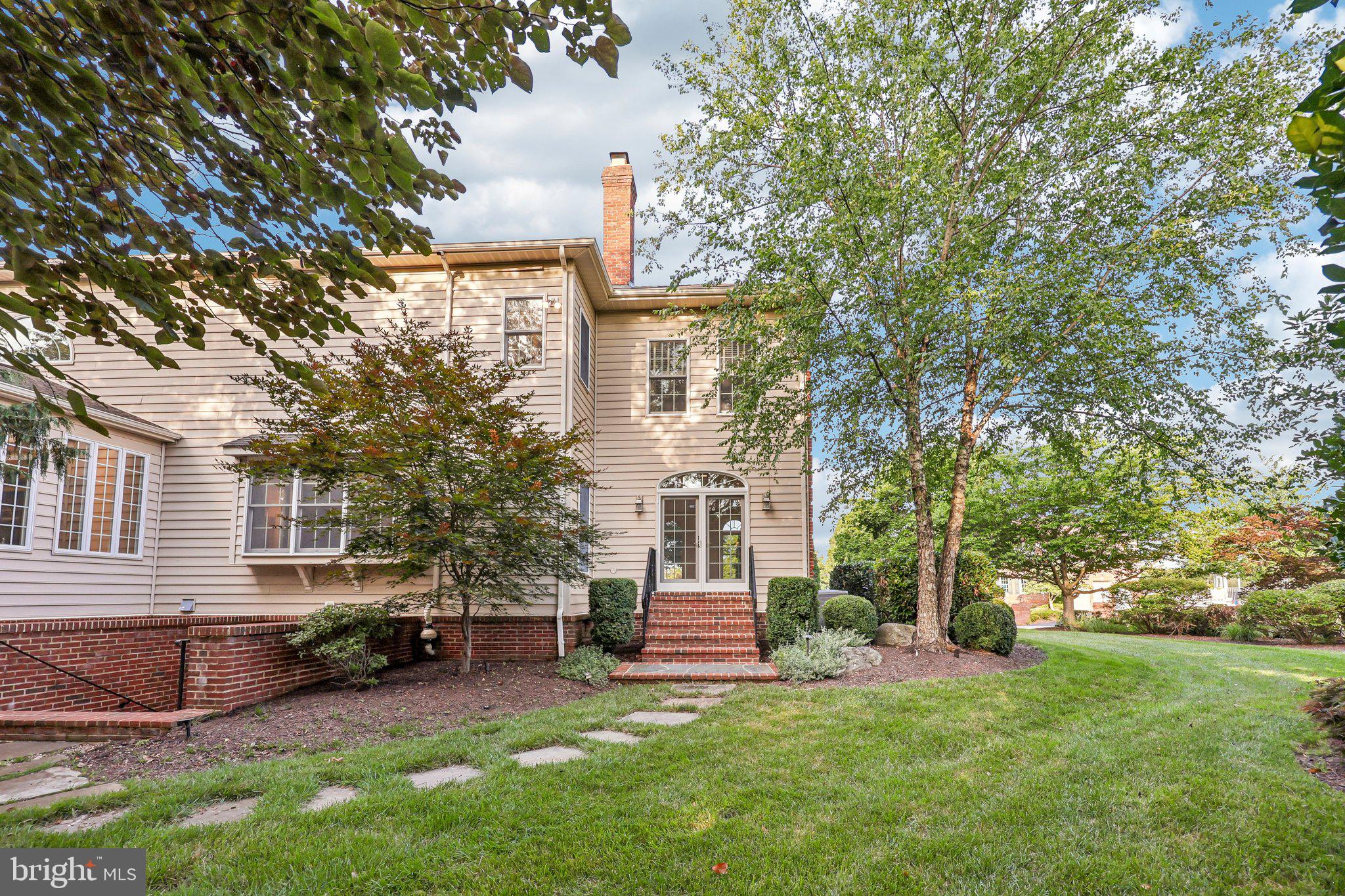 BELMONT COUNTRY CLUB - Residential