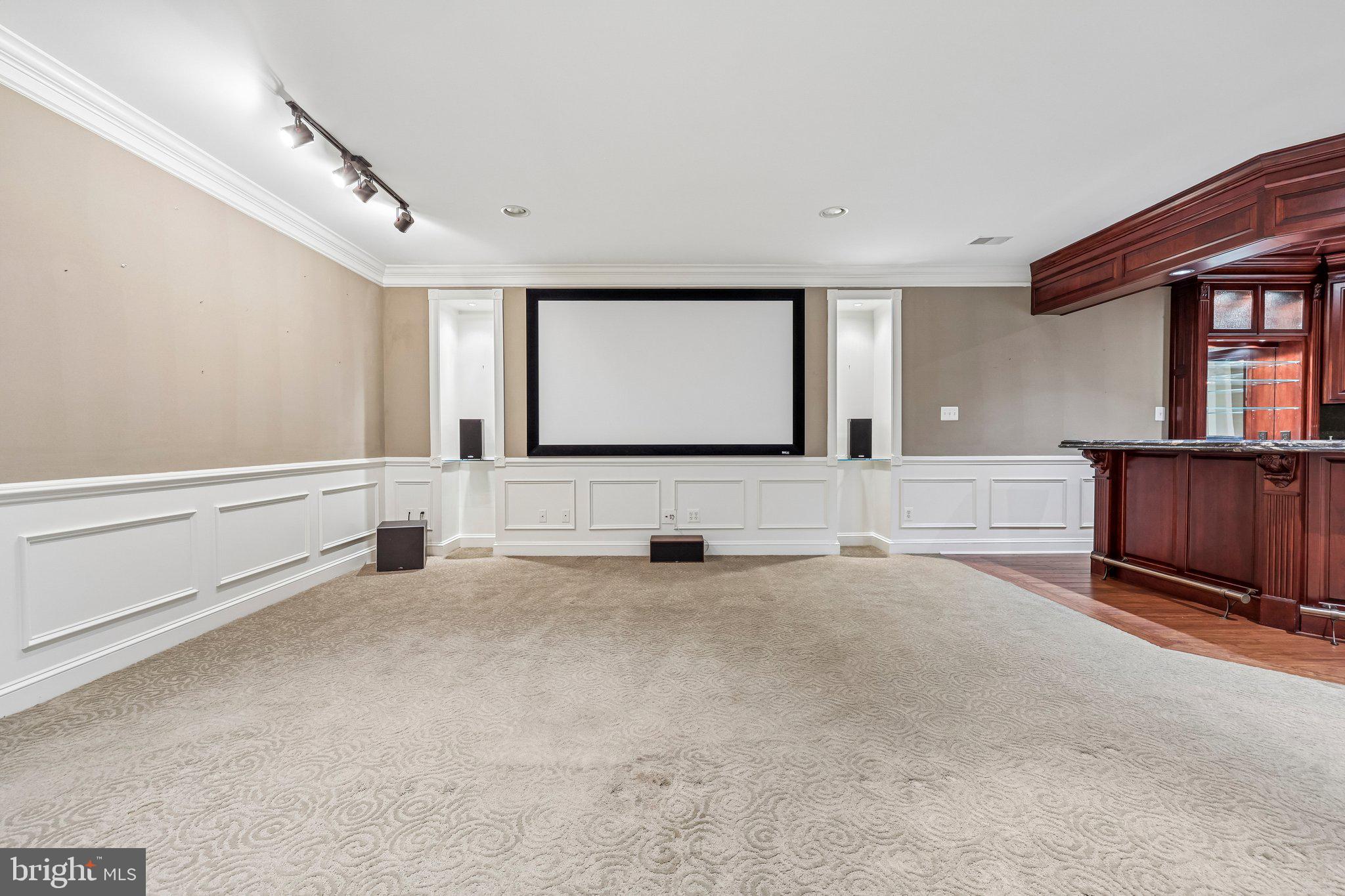 BELMONT COUNTRY CLUB - Residential