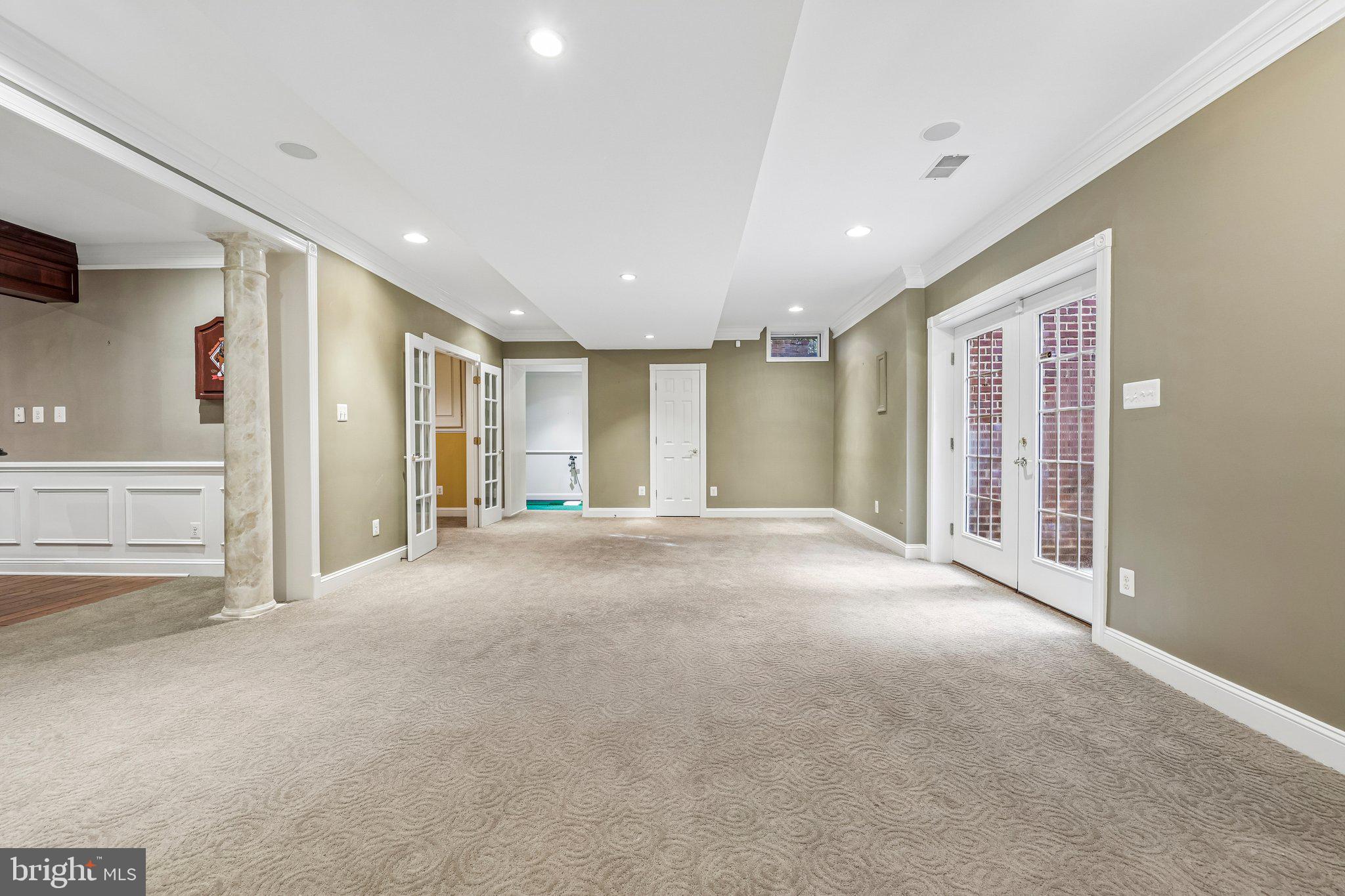 BELMONT COUNTRY CLUB - Residential