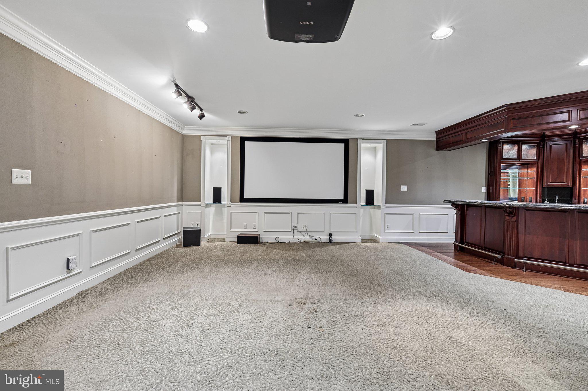 BELMONT COUNTRY CLUB - Residential