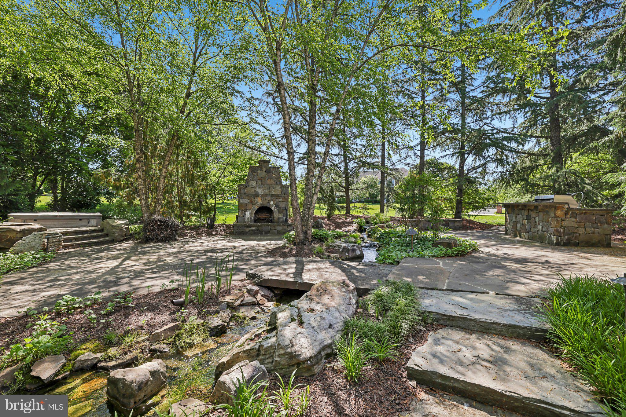 BELMONT COUNTRY CLUB - Residential