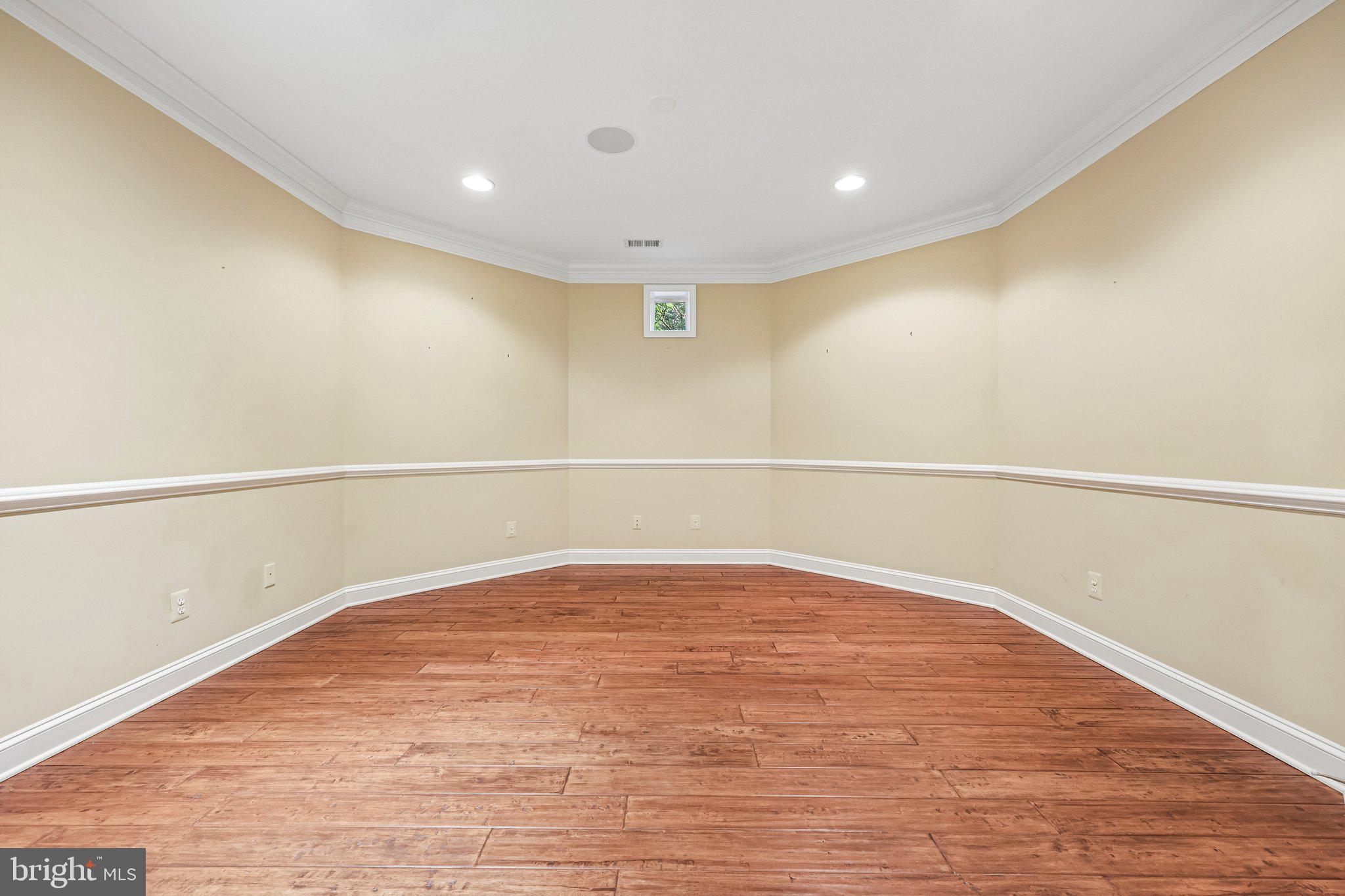BELMONT COUNTRY CLUB - Residential