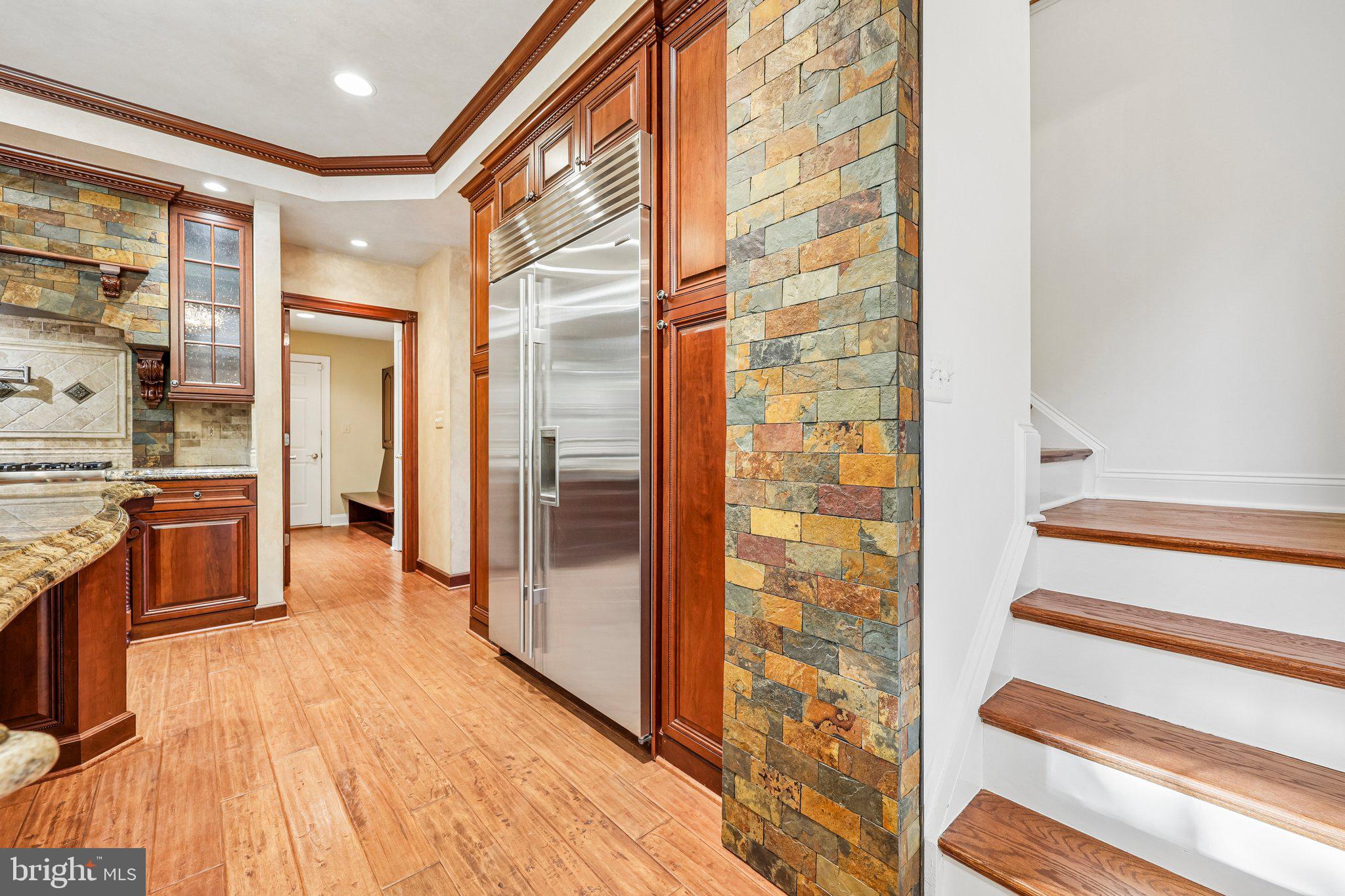 BELMONT COUNTRY CLUB - Residential