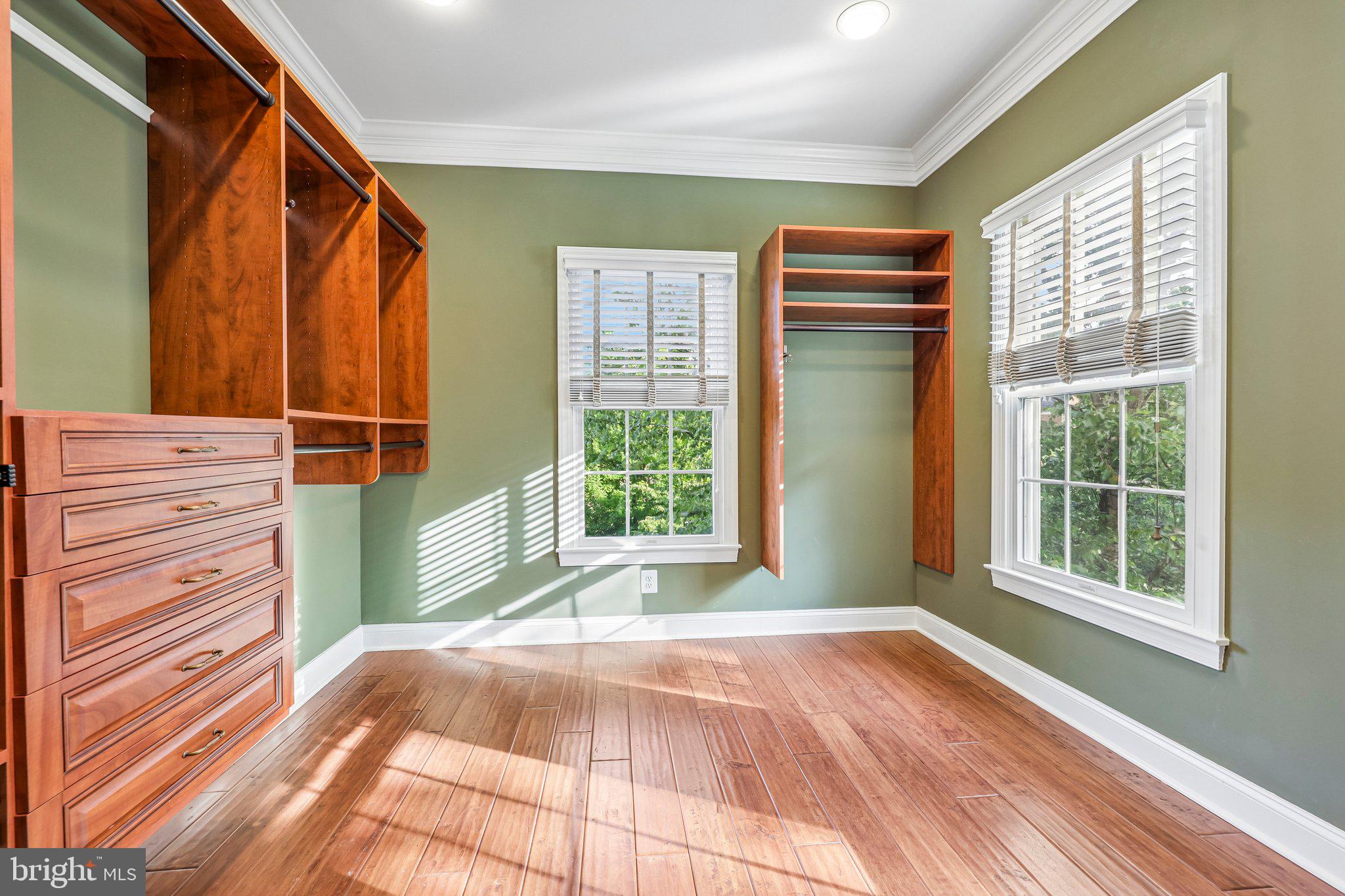 BELMONT COUNTRY CLUB - Residential