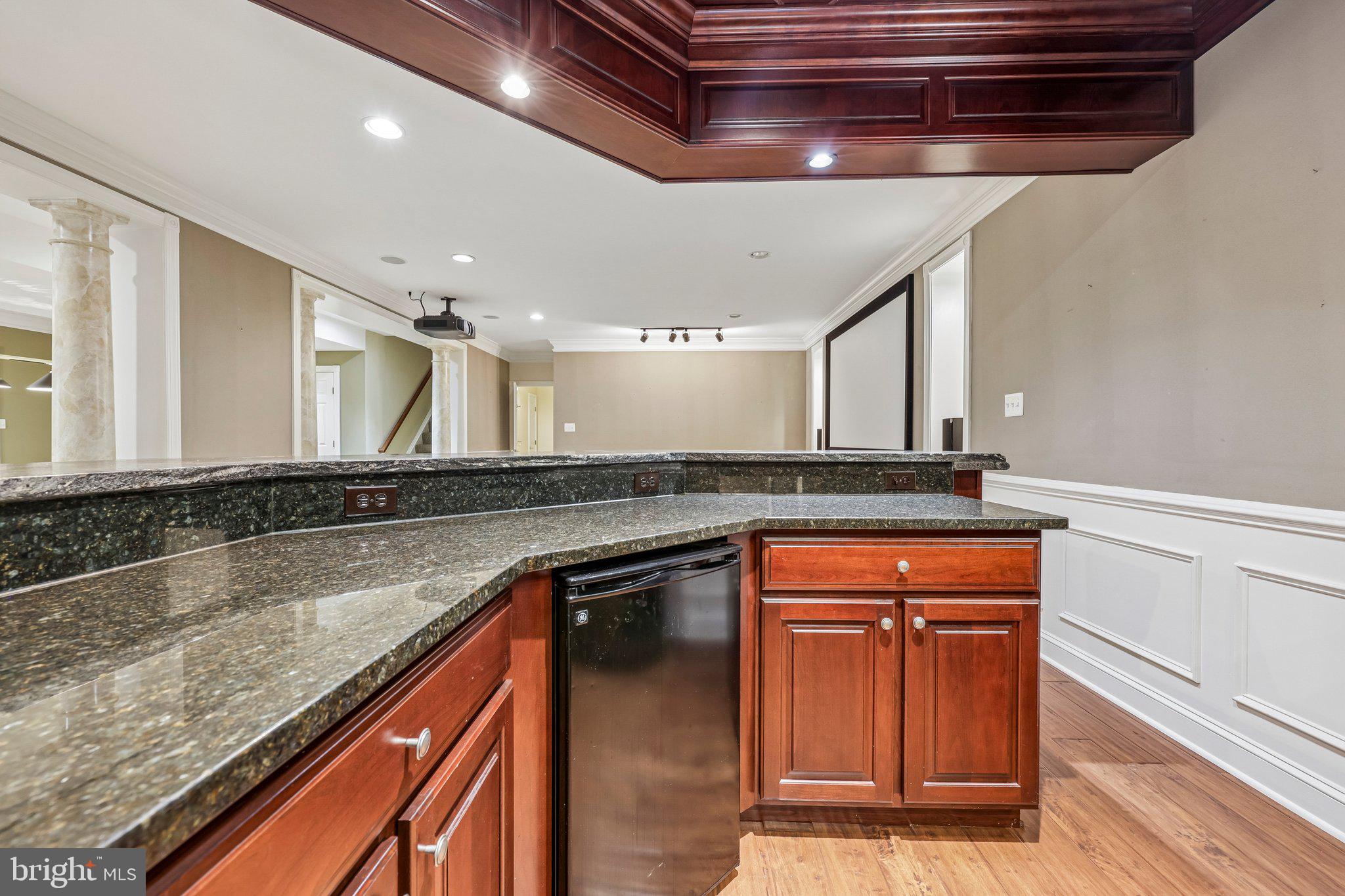 BELMONT COUNTRY CLUB - Residential