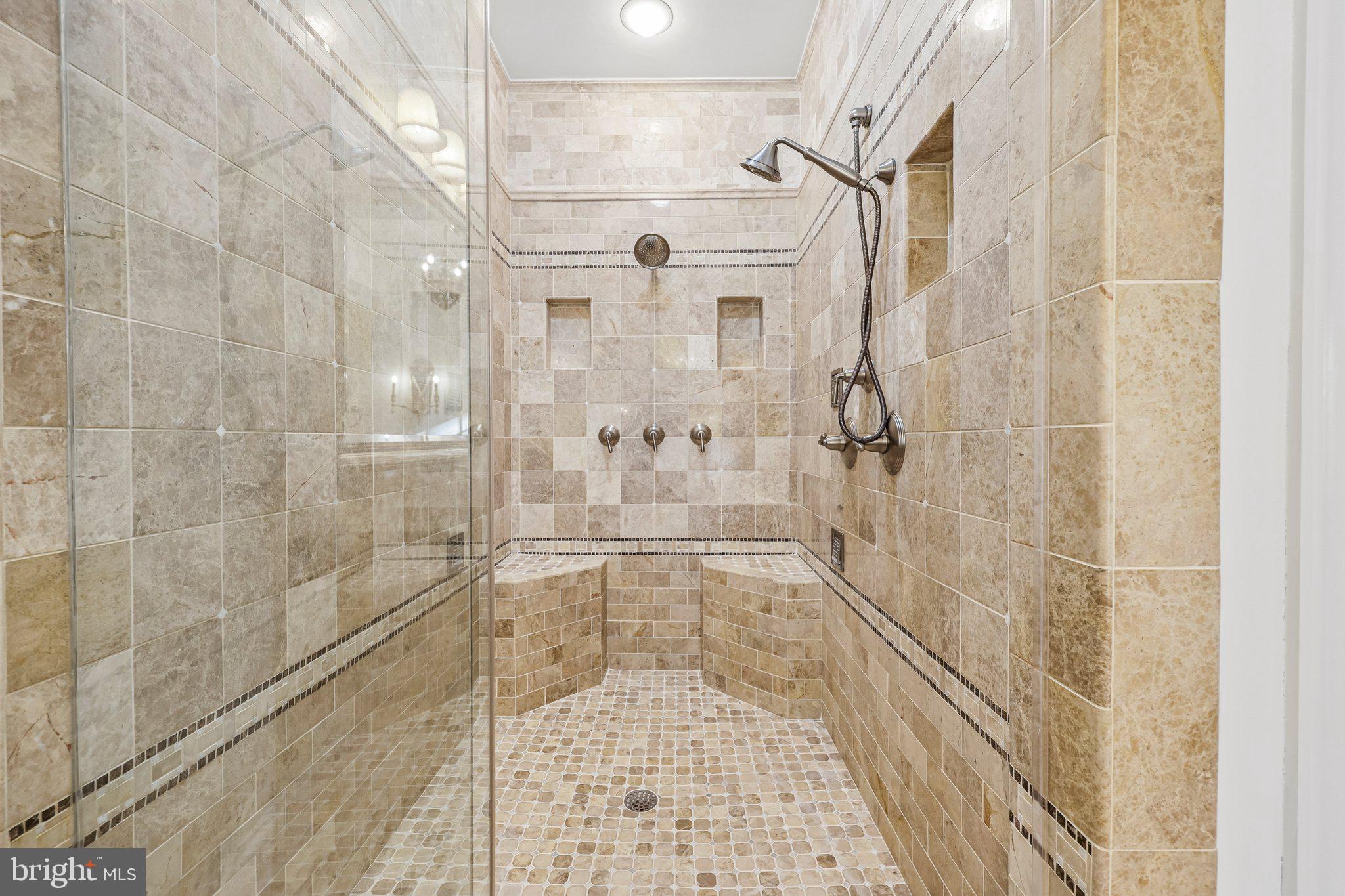 BELMONT COUNTRY CLUB - Residential