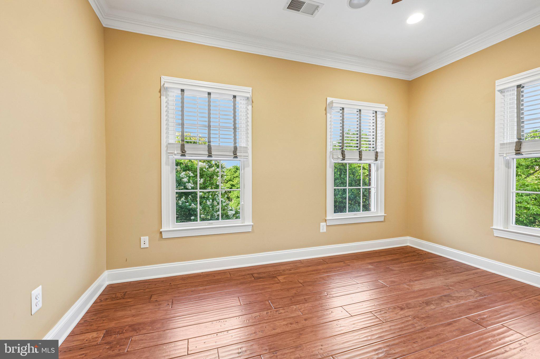 BELMONT COUNTRY CLUB - Residential