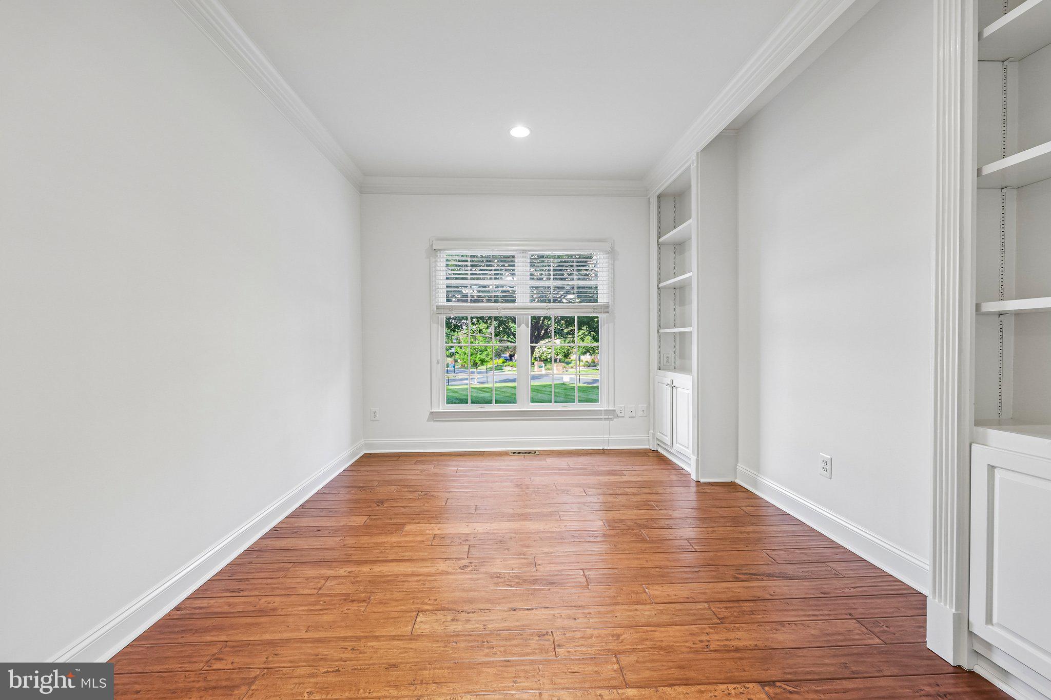 BELMONT COUNTRY CLUB - Residential