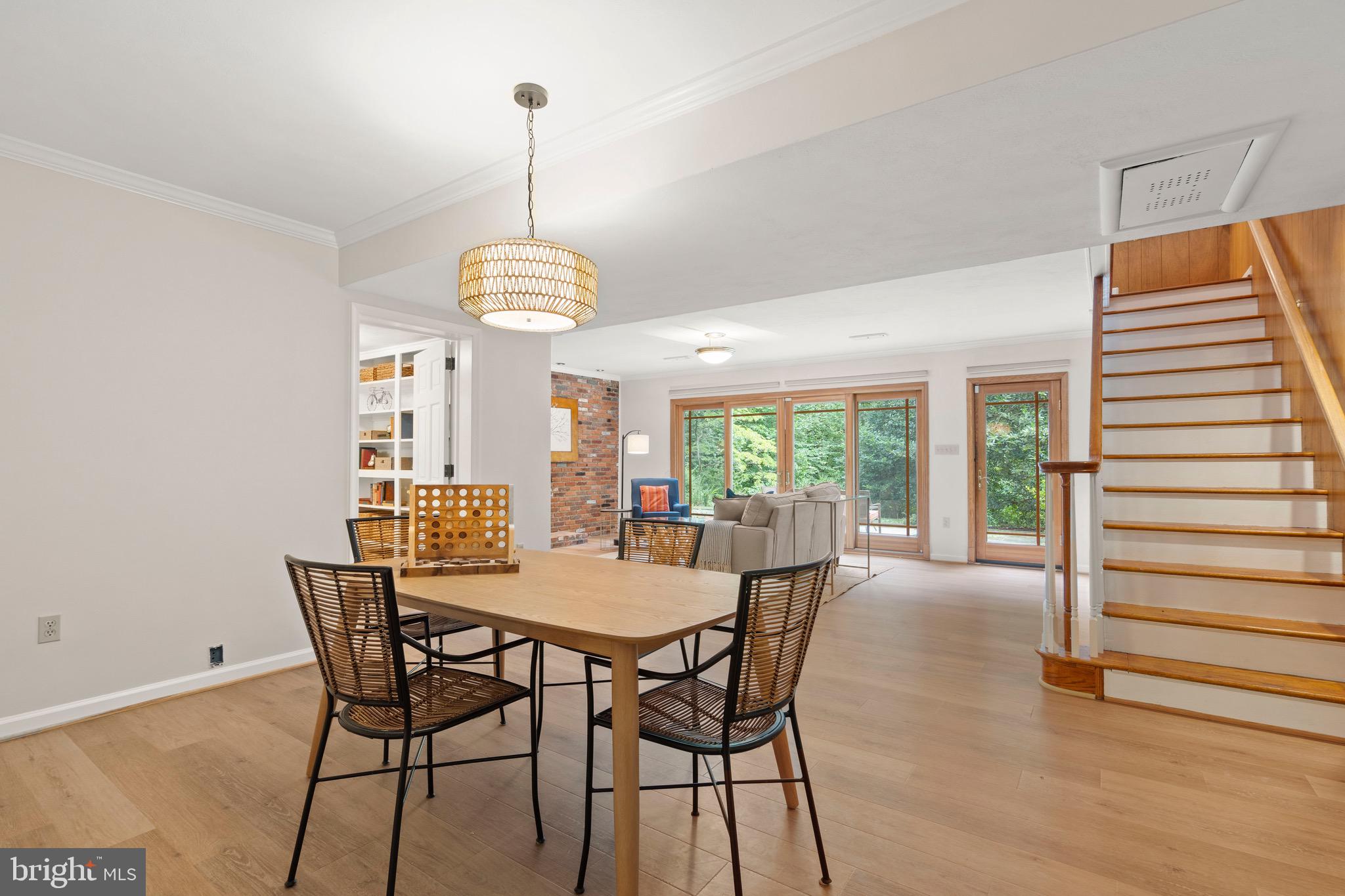 BELLEVUE FOREST - Residential