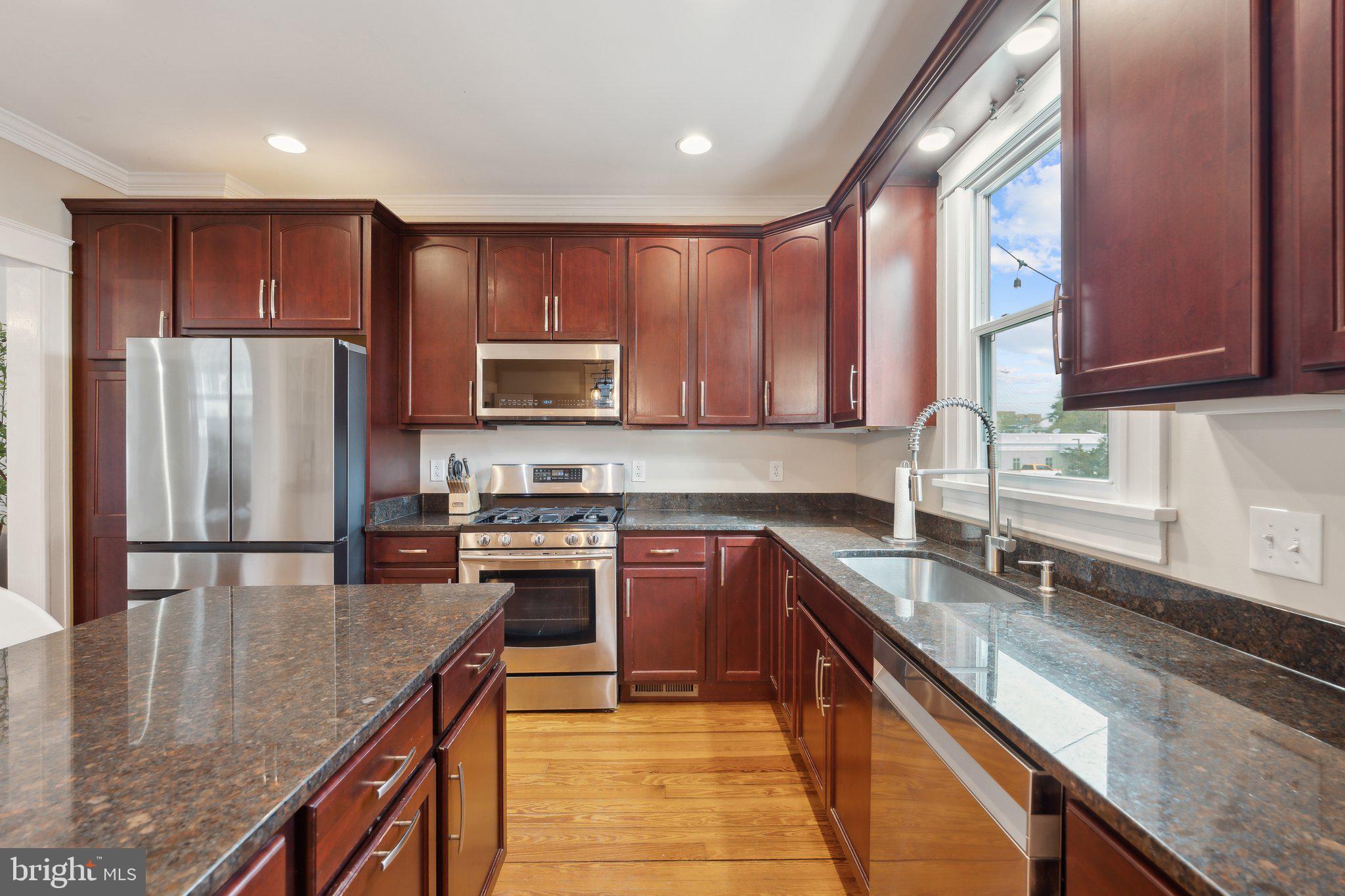 DOWNTOWN FREDERICKSBURG - Residential