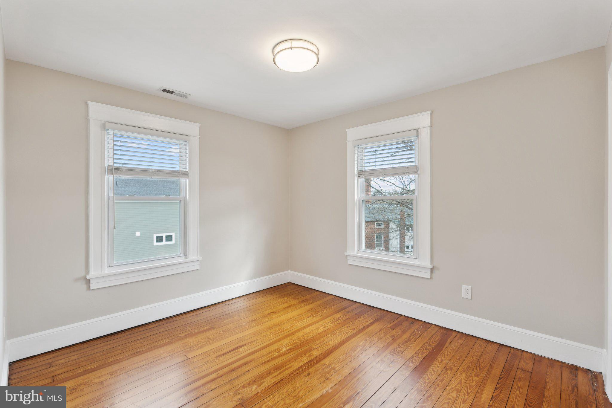 DOWNTOWN FREDERICKSBURG - Residential