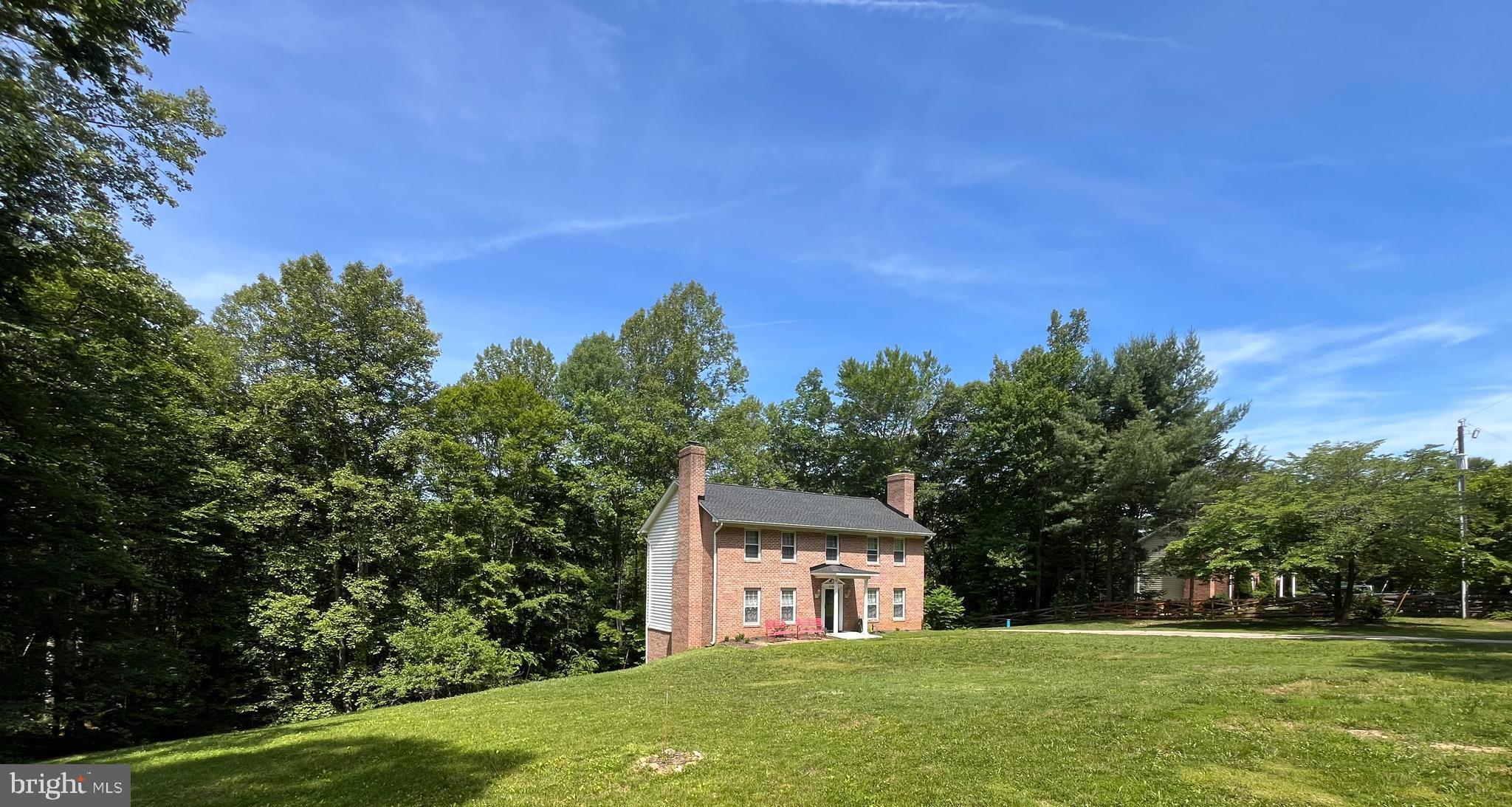 OCCOQUAN OAKS - Residential