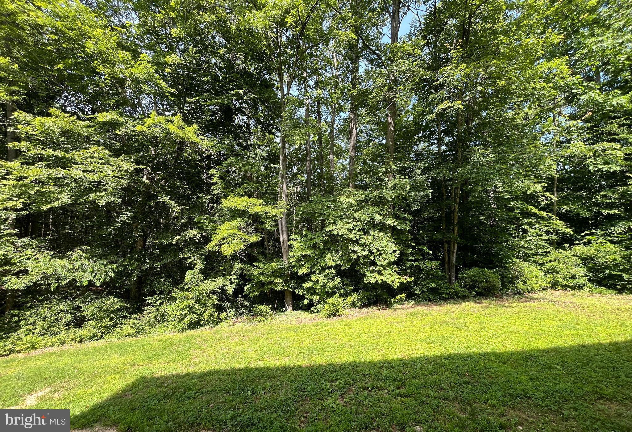 OCCOQUAN OAKS - Residential