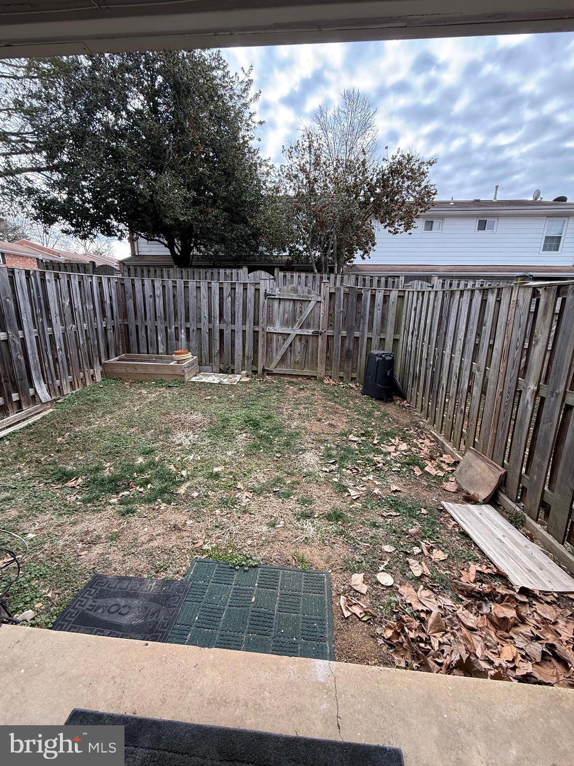 PEMBROOKE - Residential Lease