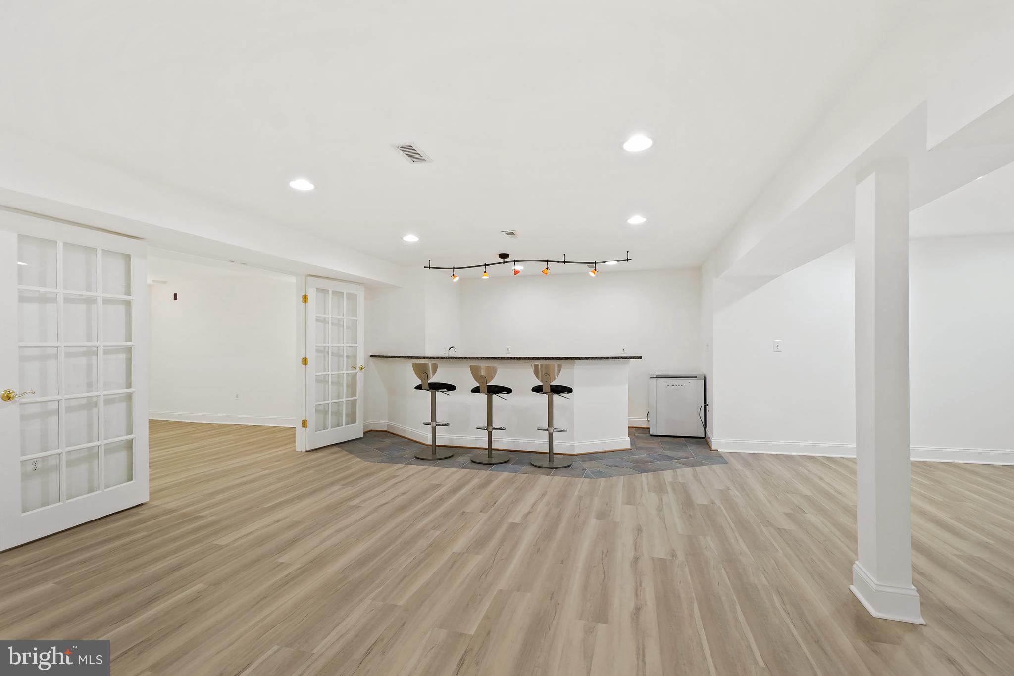 AVENEL - Residential