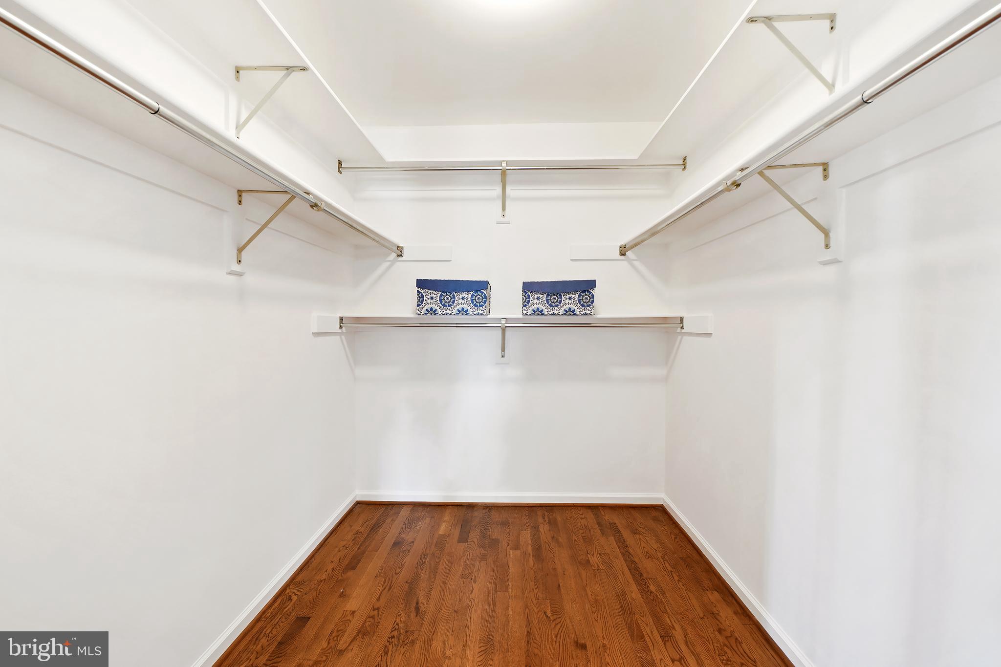AVENEL - Residential