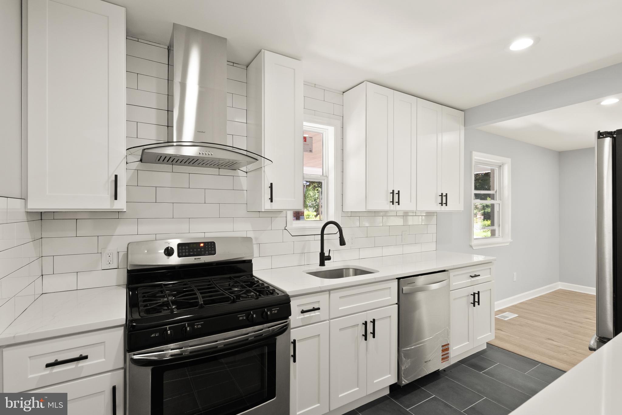 ROCKVILLE - Residential