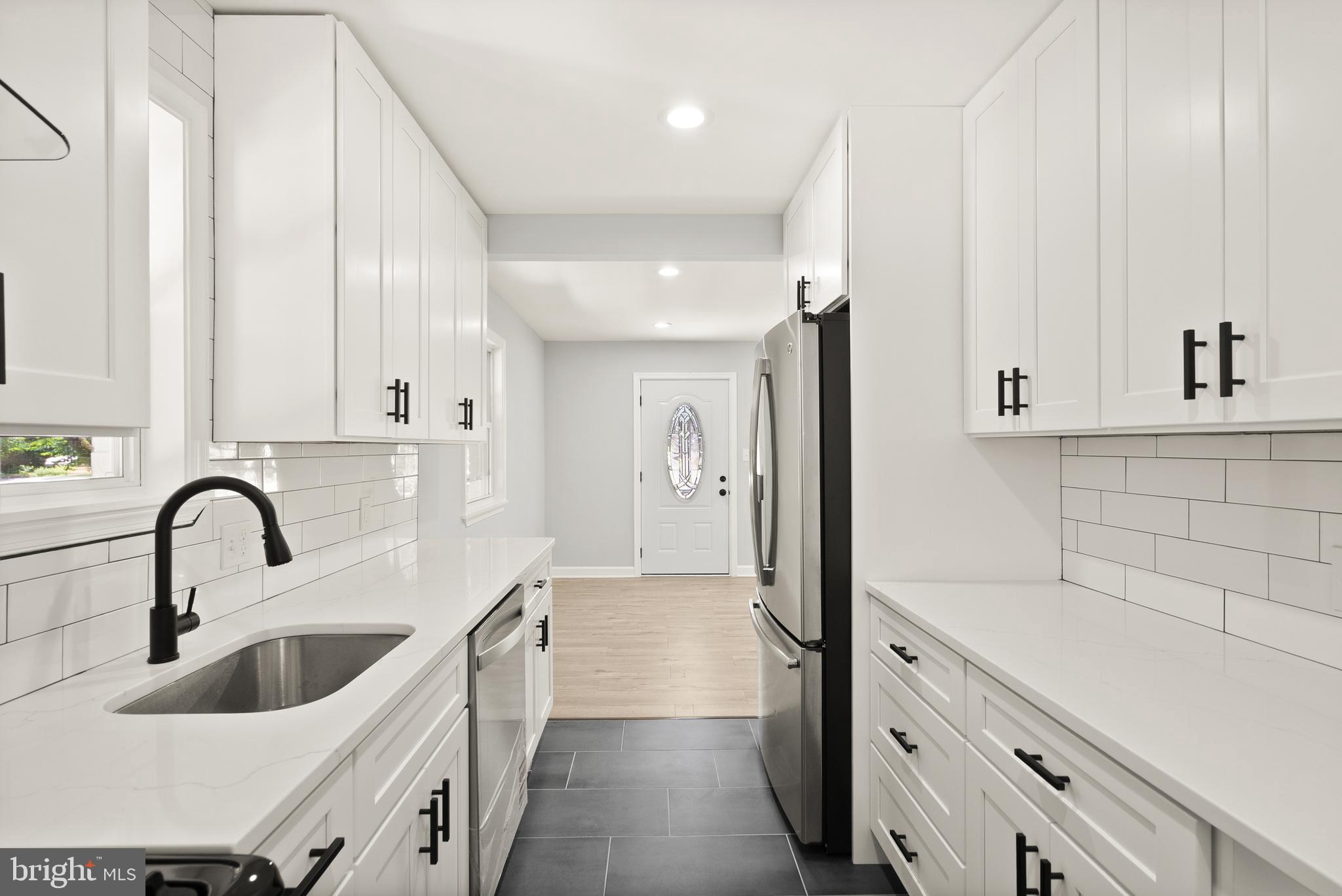 ROCKVILLE - Residential