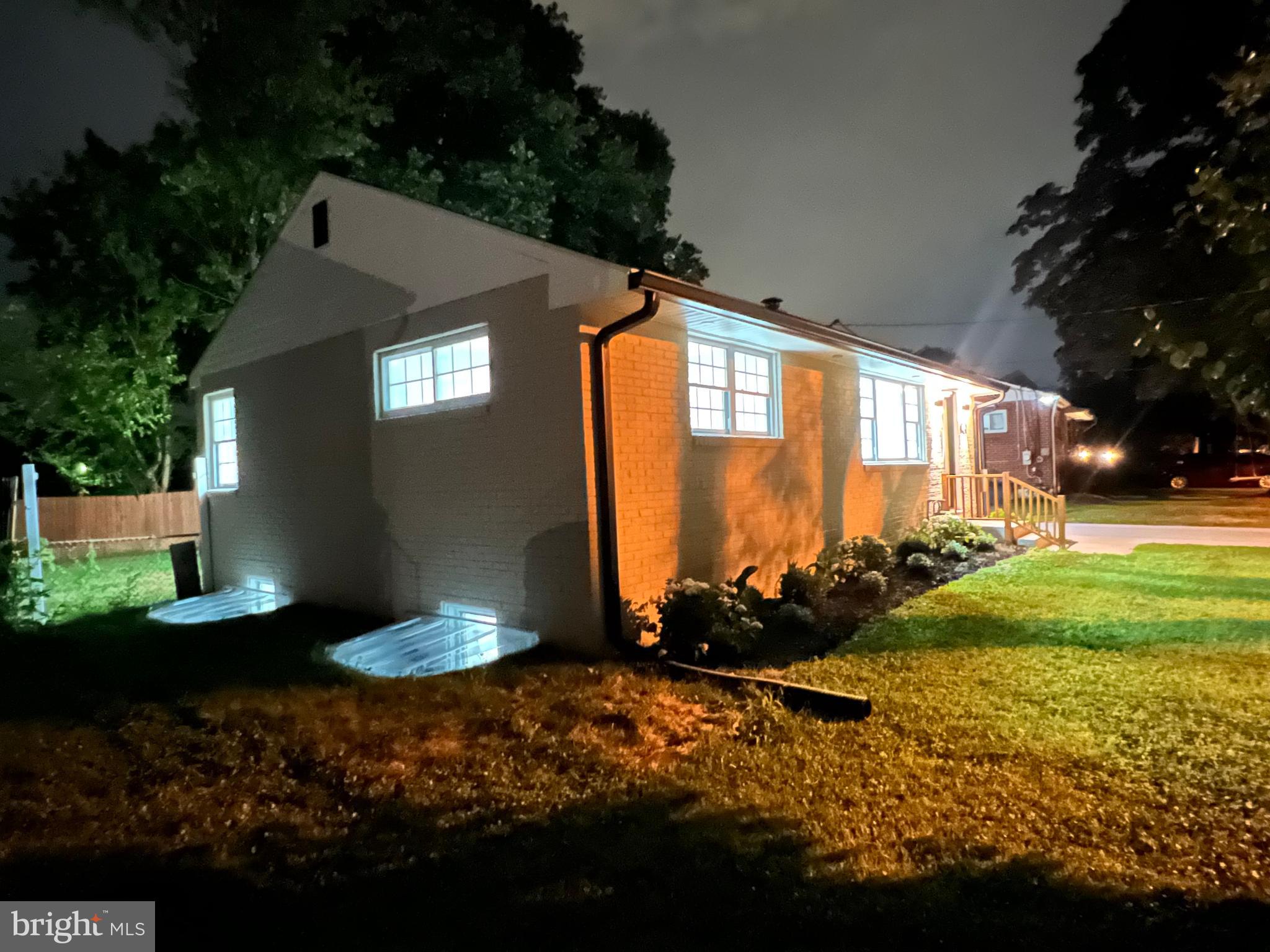 ROCKVILLE - Residential