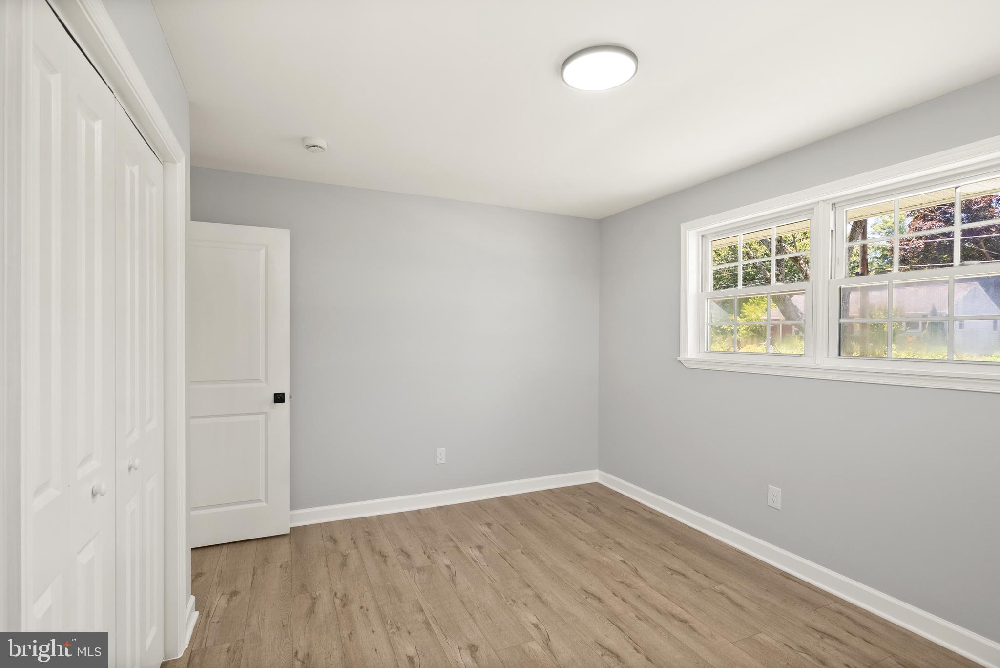 ROCKVILLE - Residential