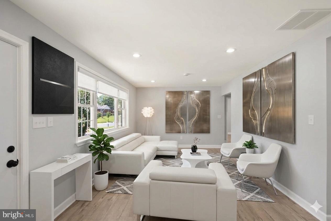 ROCKVILLE - Residential