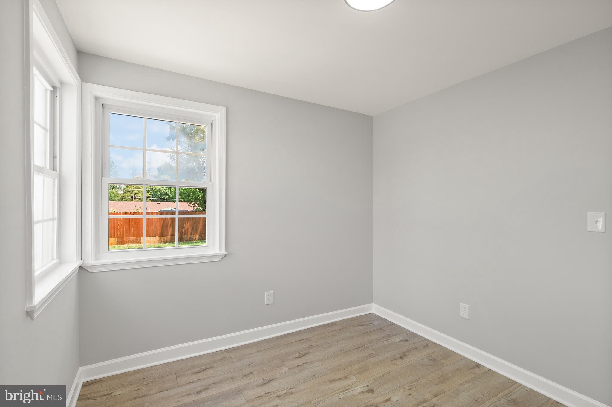 ROCKVILLE - Residential