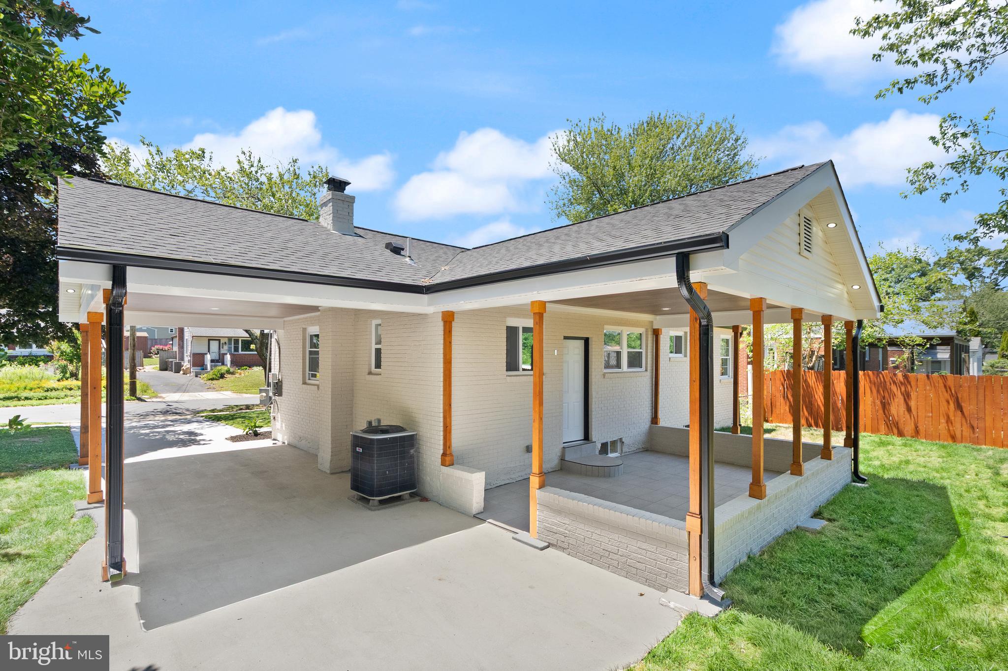 ROCKVILLE - Residential