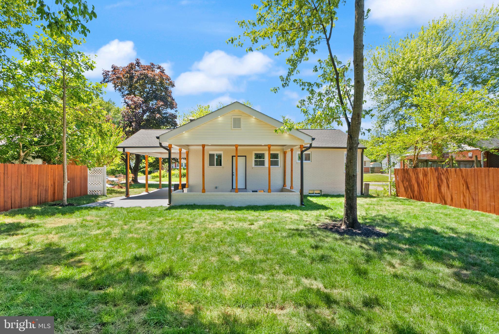 ROCKVILLE - Residential
