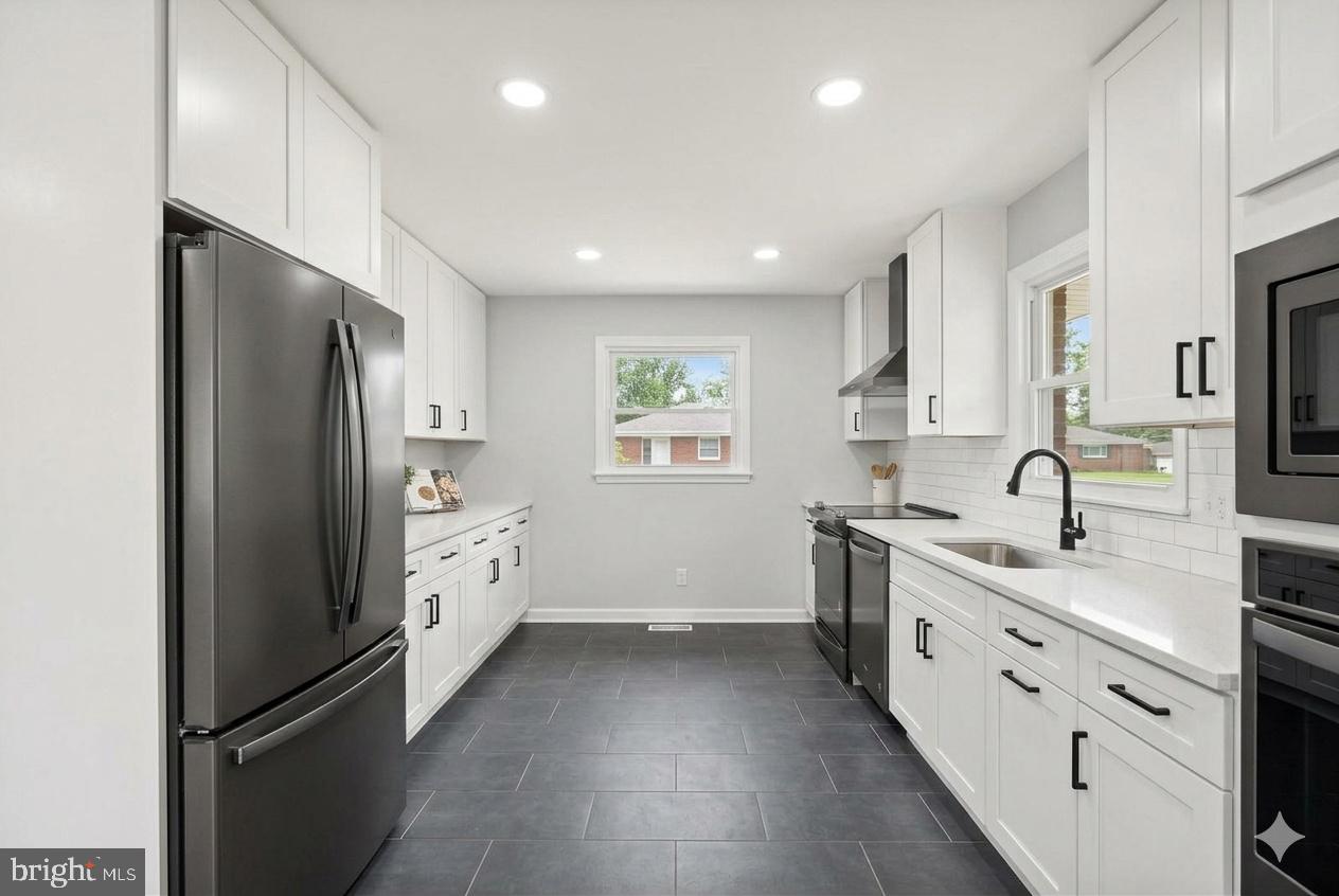 ROCKVILLE - Residential