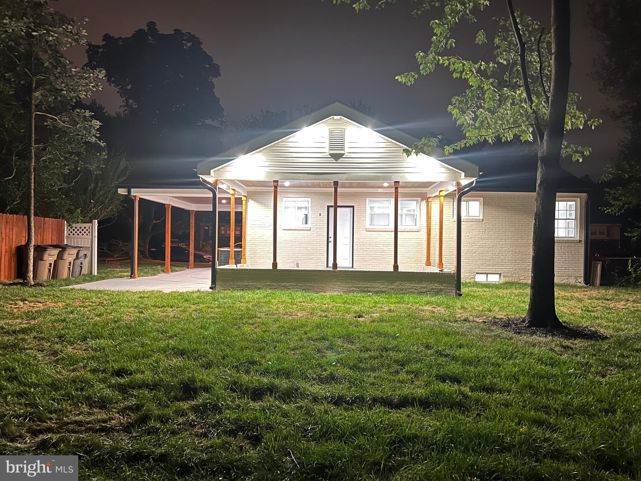 ROCKVILLE - Residential