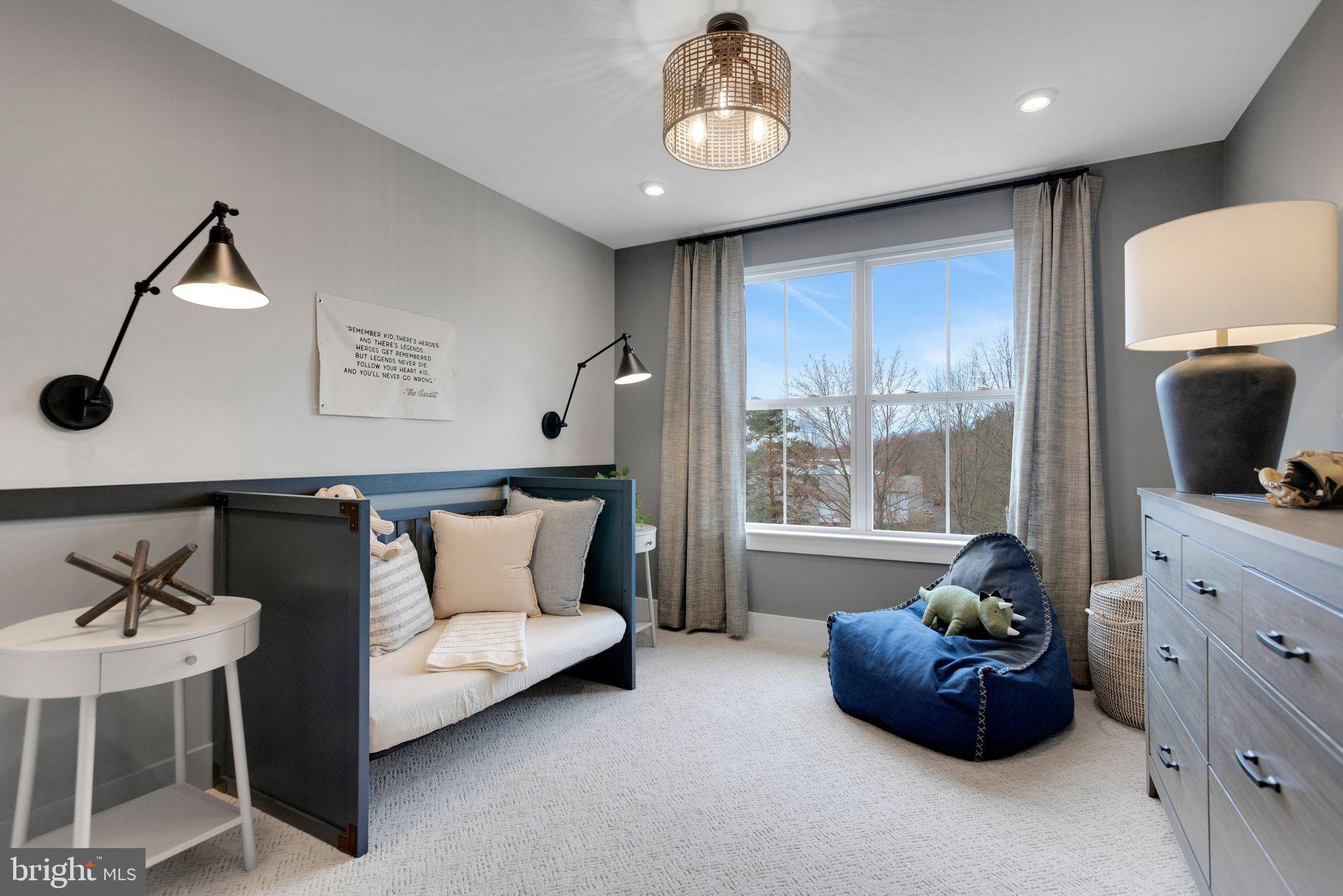 WESTVIEW SQUARE - Residential
