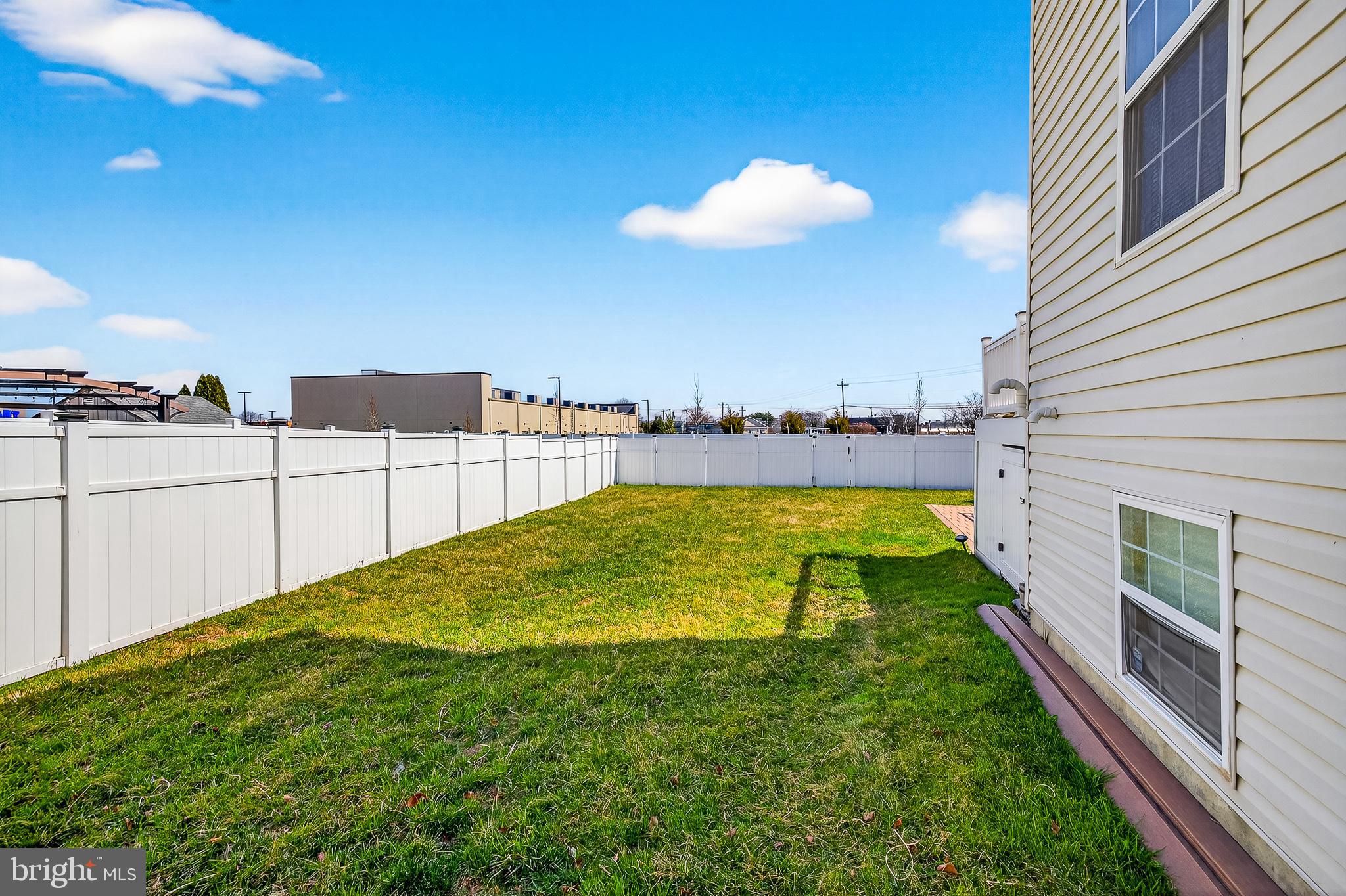 MIDDLETOWN VILLAGE - Residential