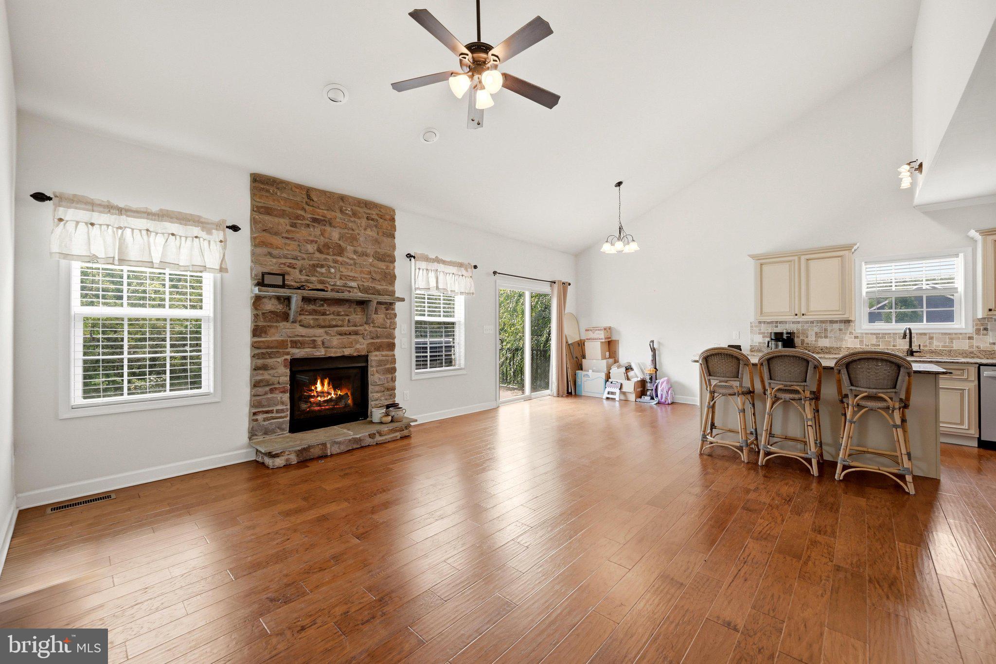 THISTLE LANDING - Residential