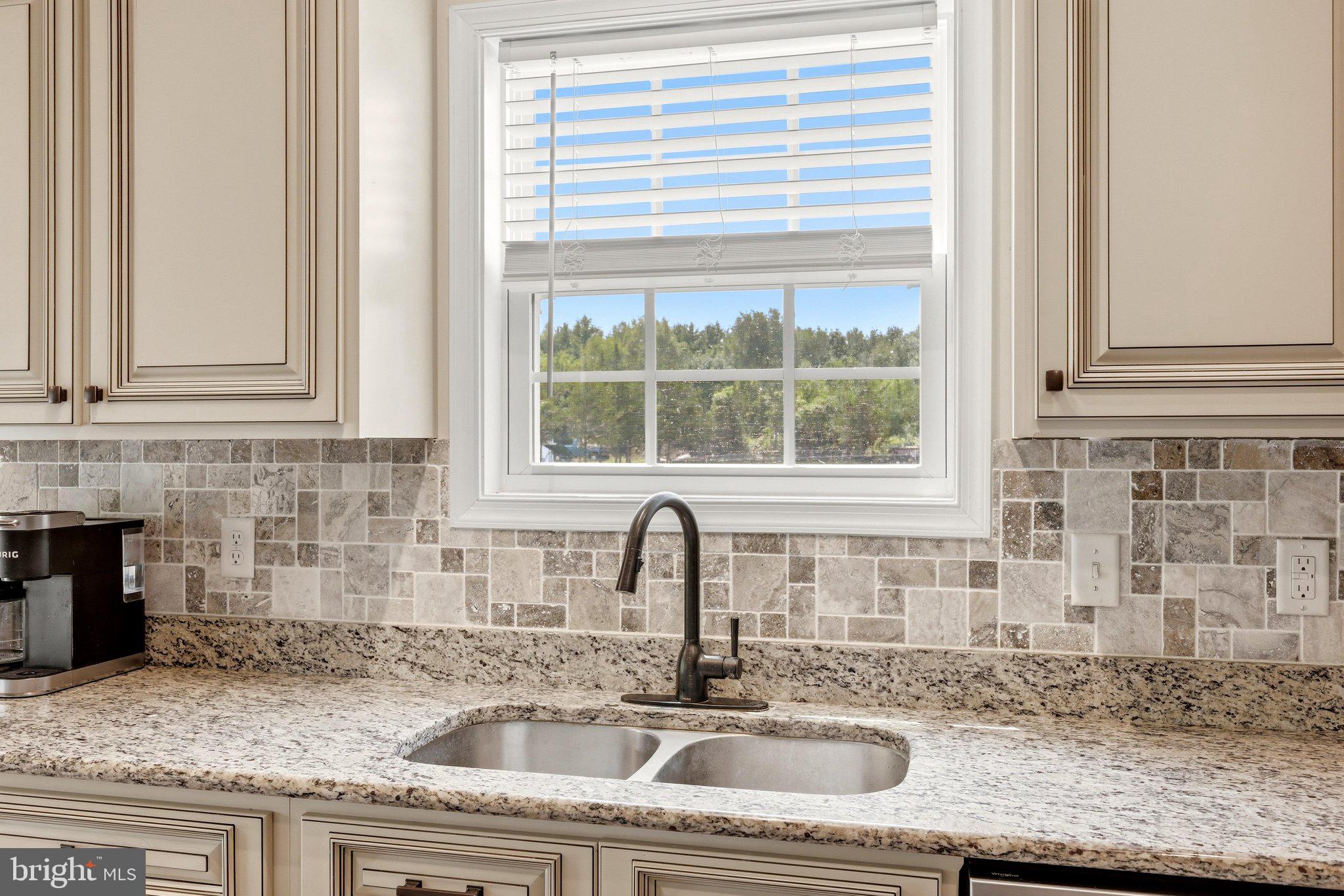 THISTLE LANDING - Residential