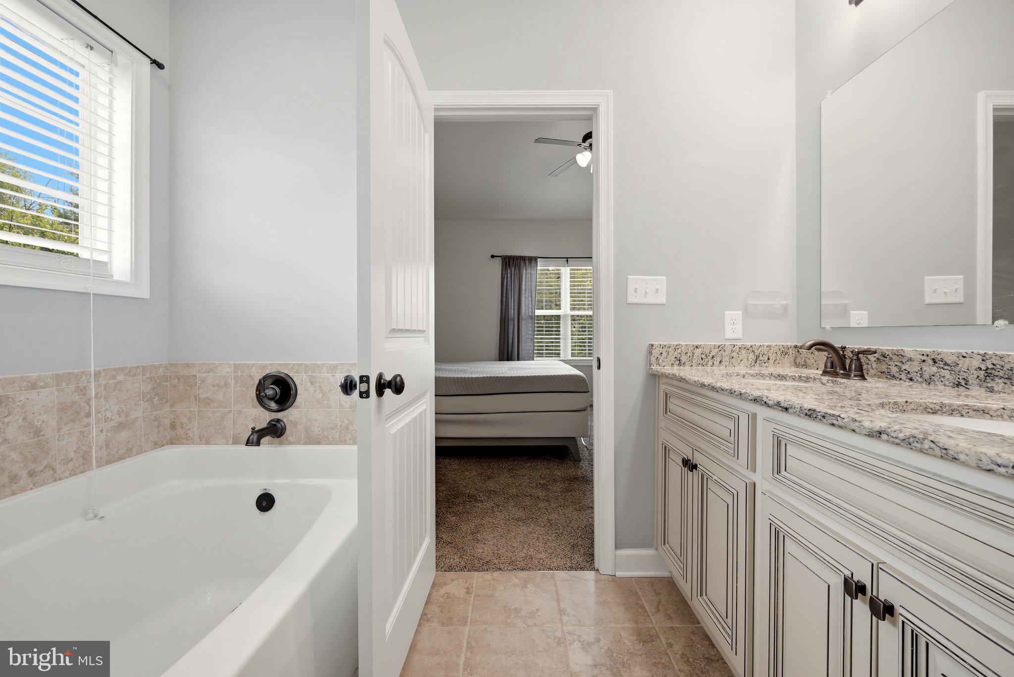 THISTLE LANDING - Residential
